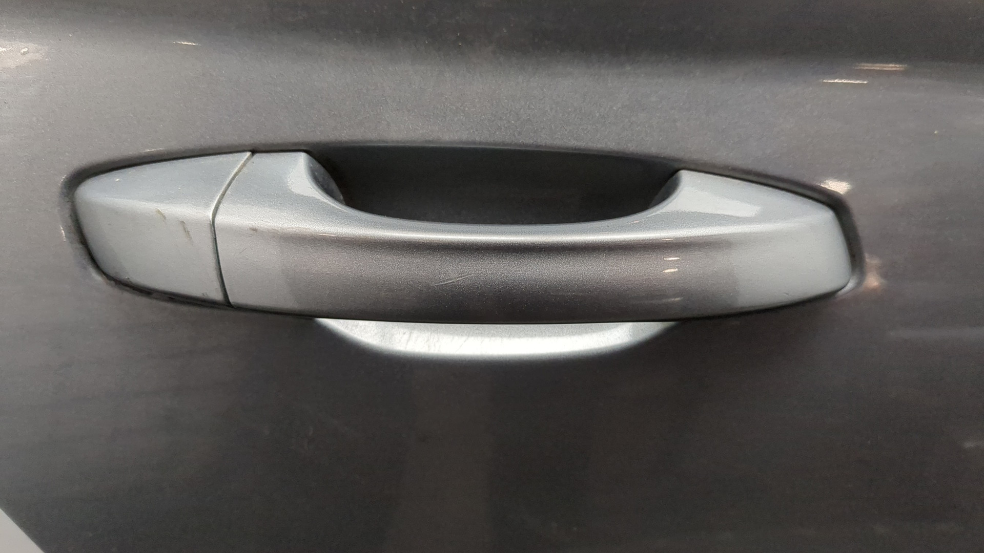 Дверь задняя правая