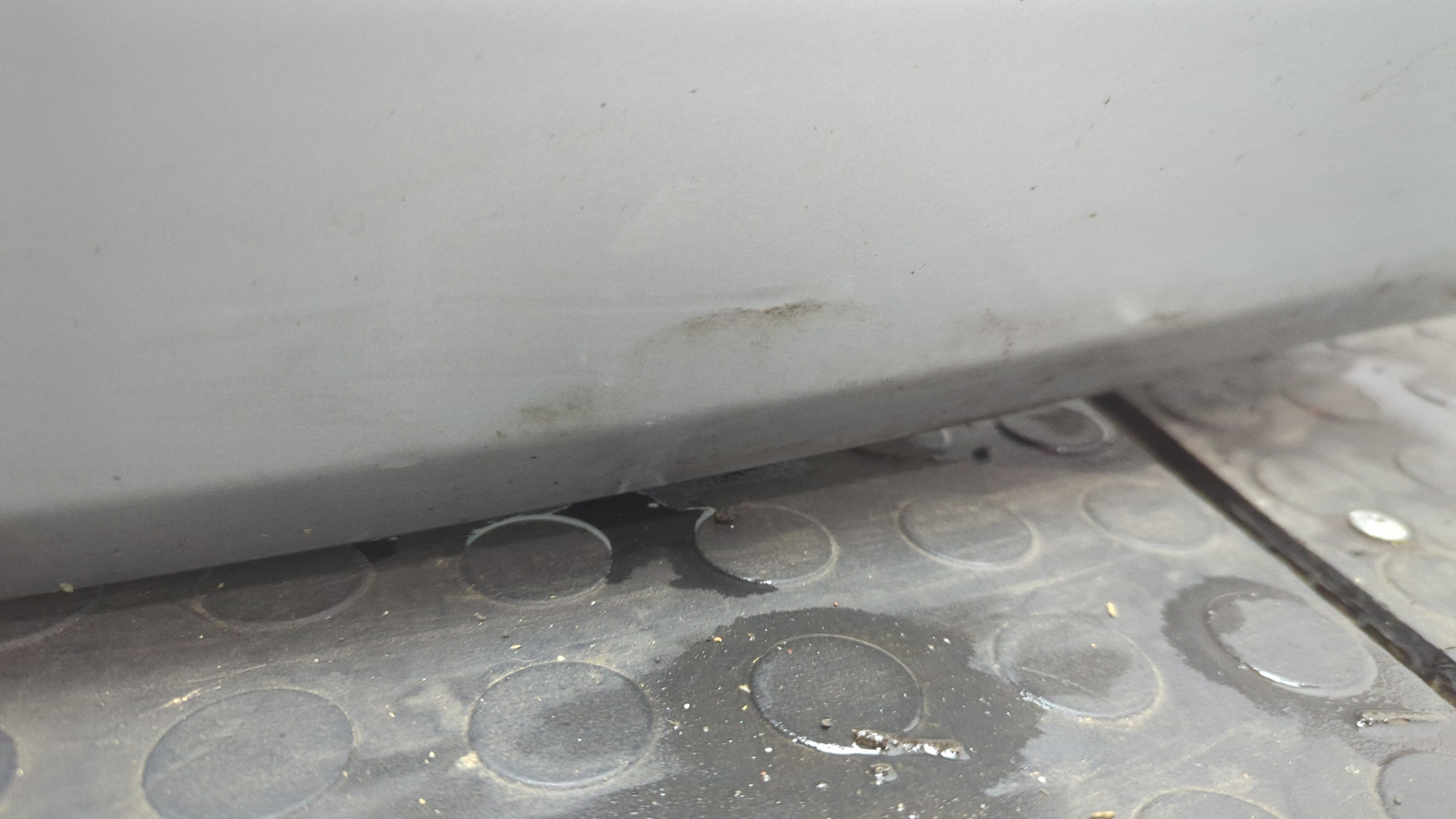 Дверь багажника