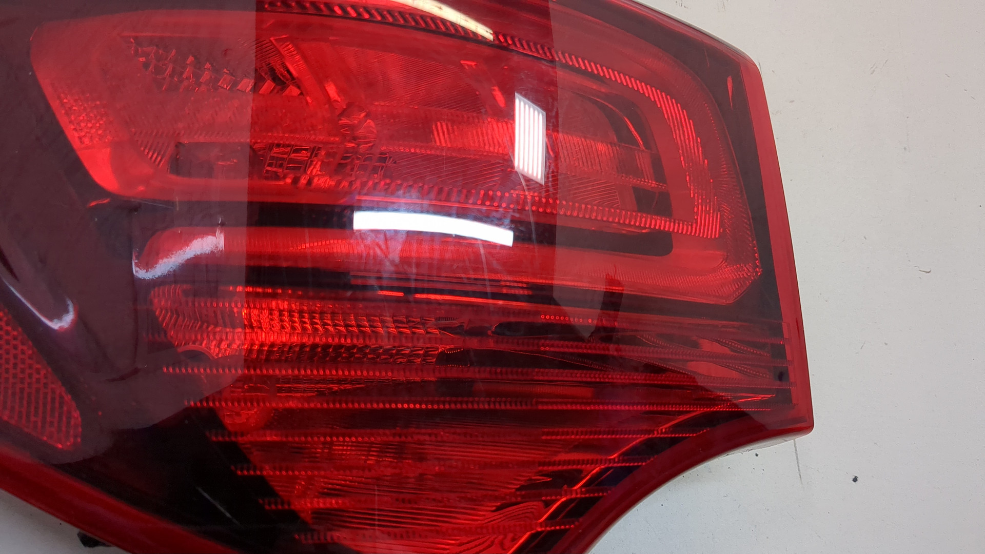 Фонарь задний левый