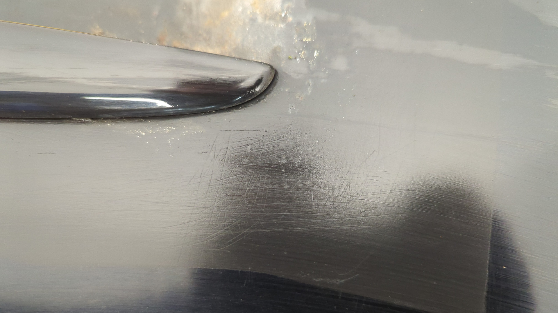 Дверь багажника