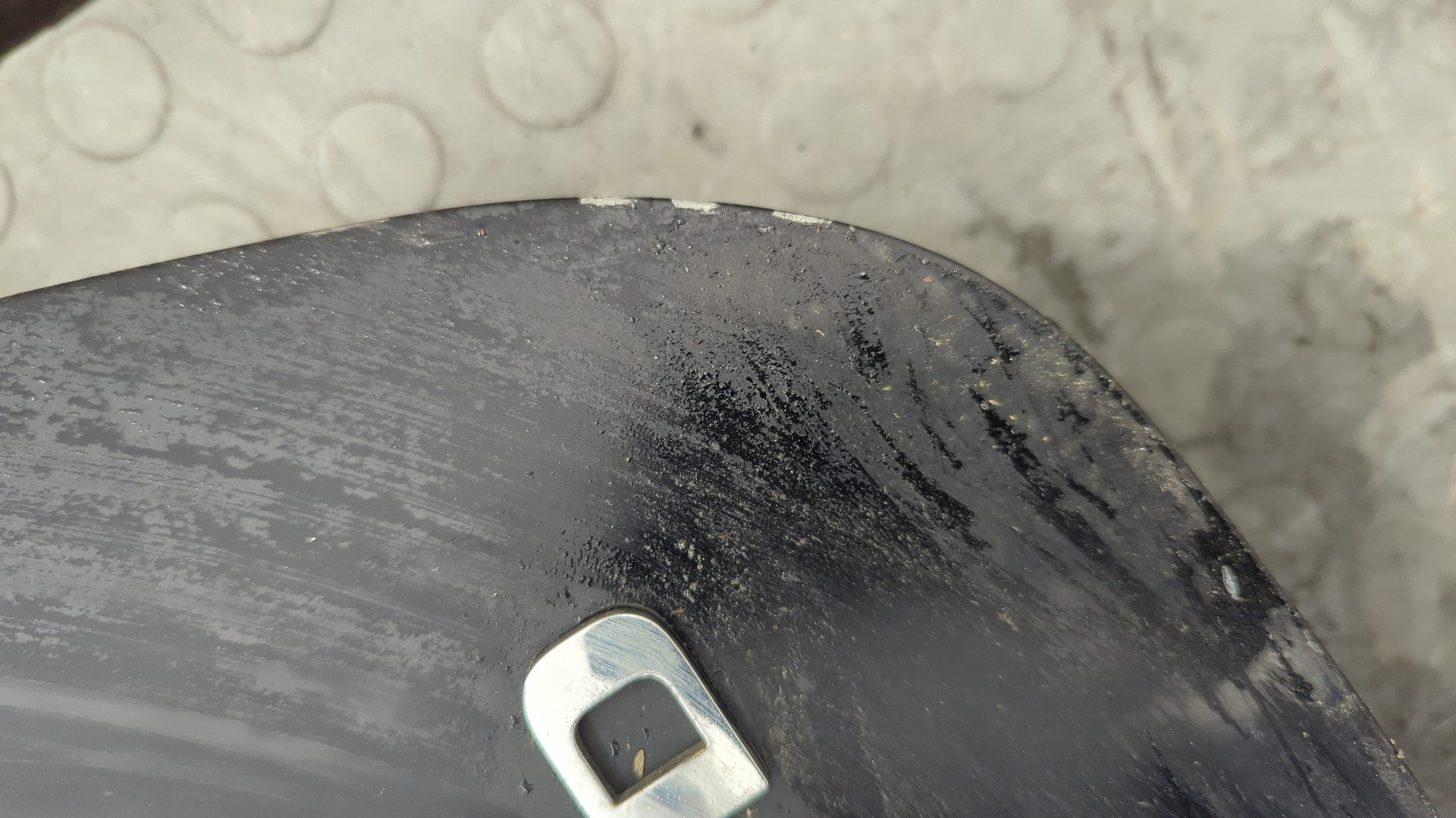 Дверь багажника