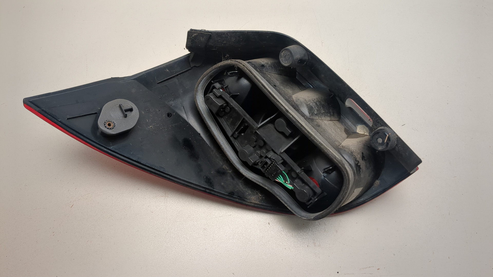 Фонарь задний правый