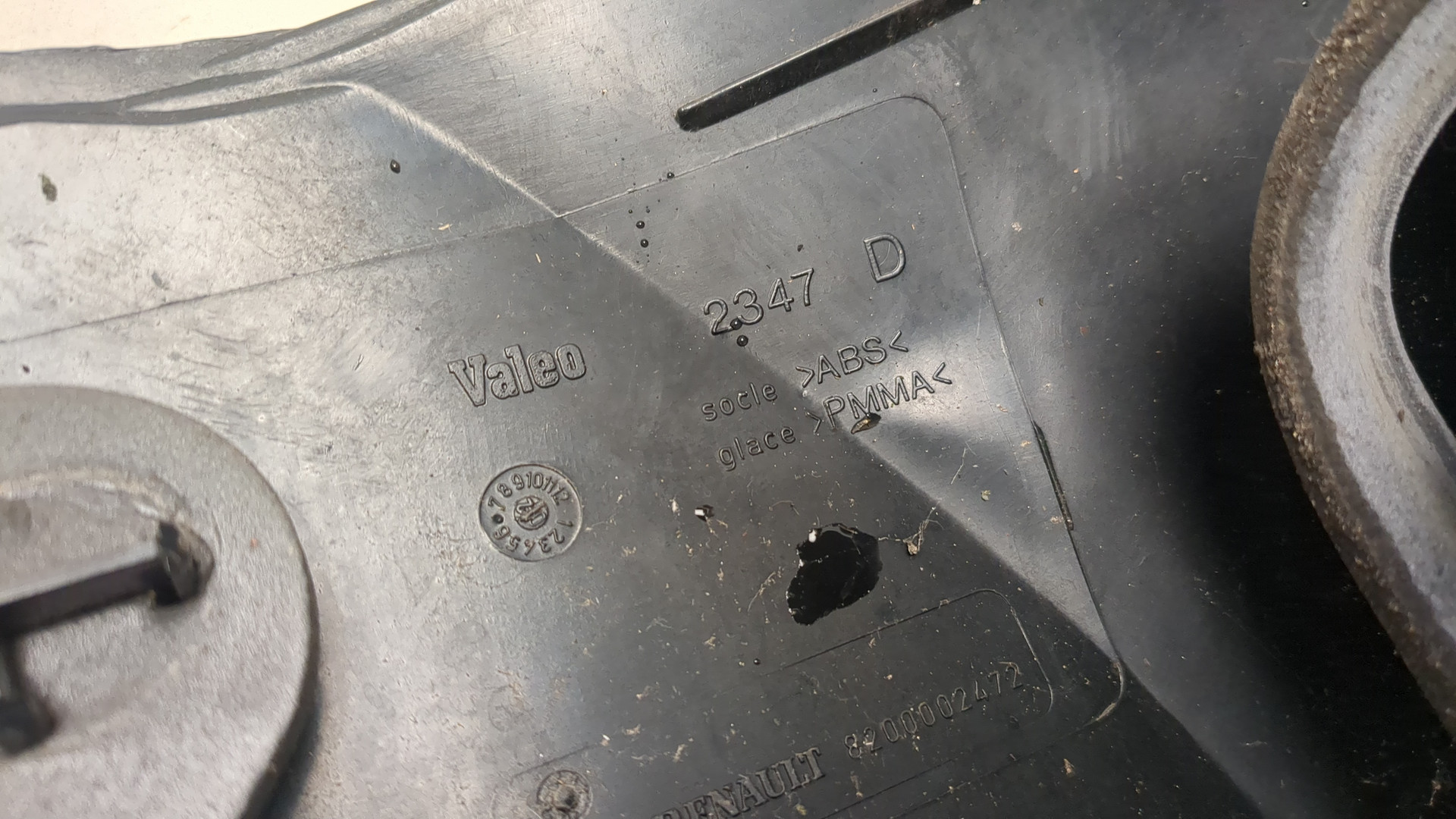 Фонарь задний правый