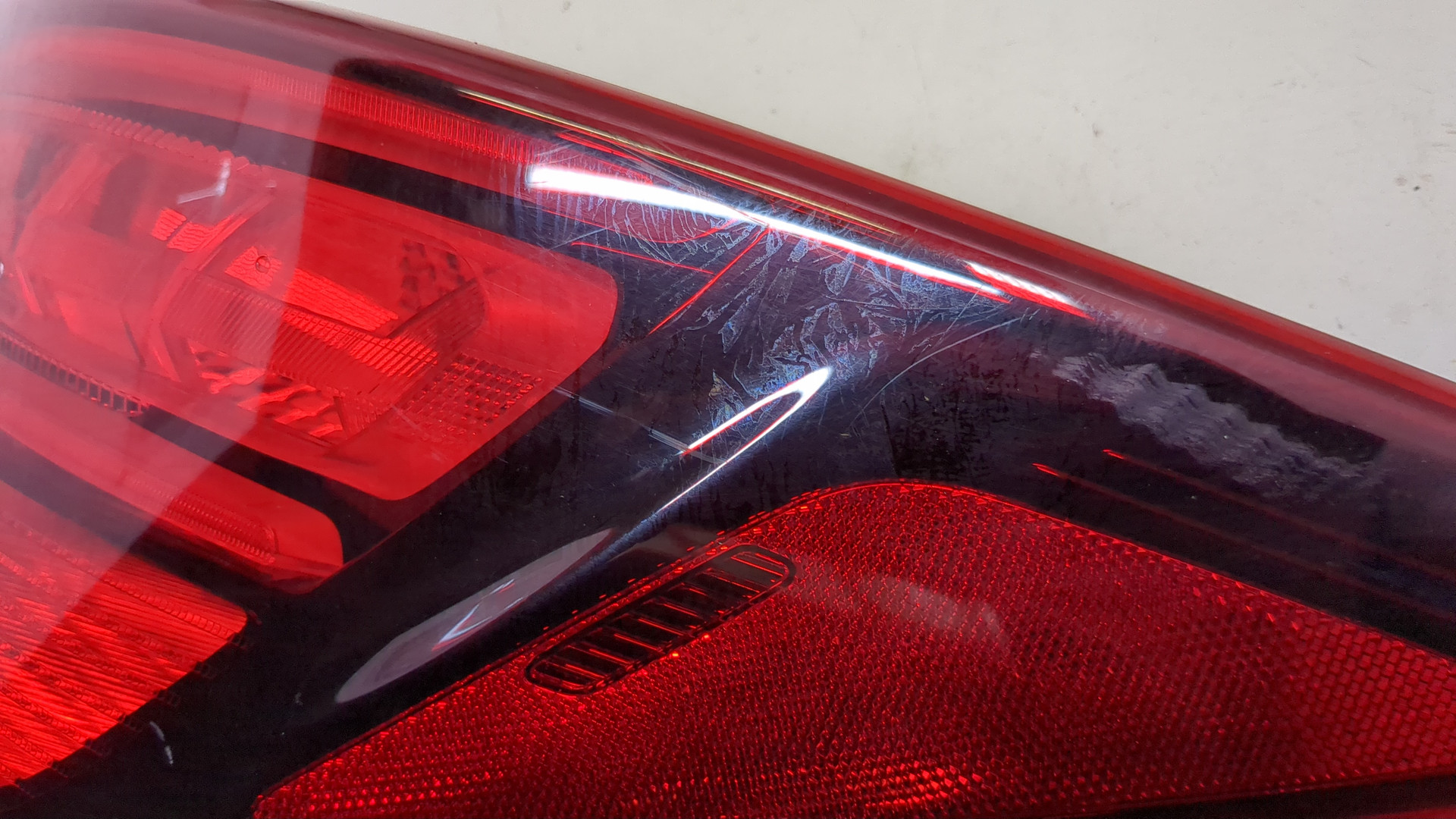 Фонарь задний правый