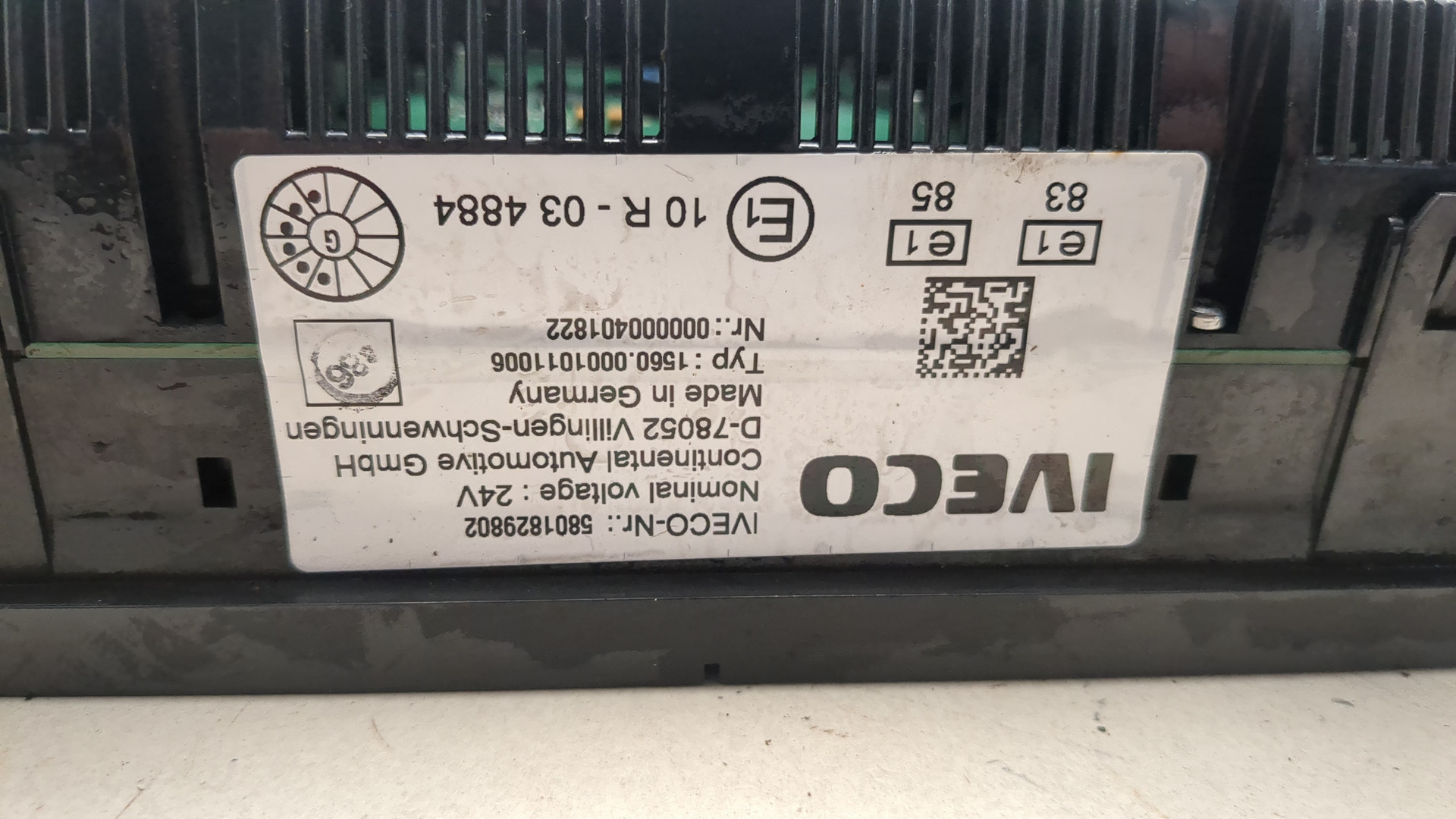 Панель приборов