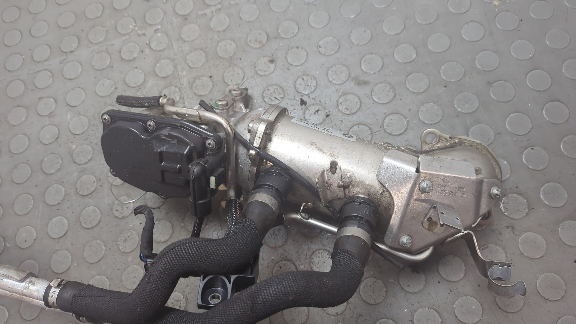 Тройник вентиляции картерных газов