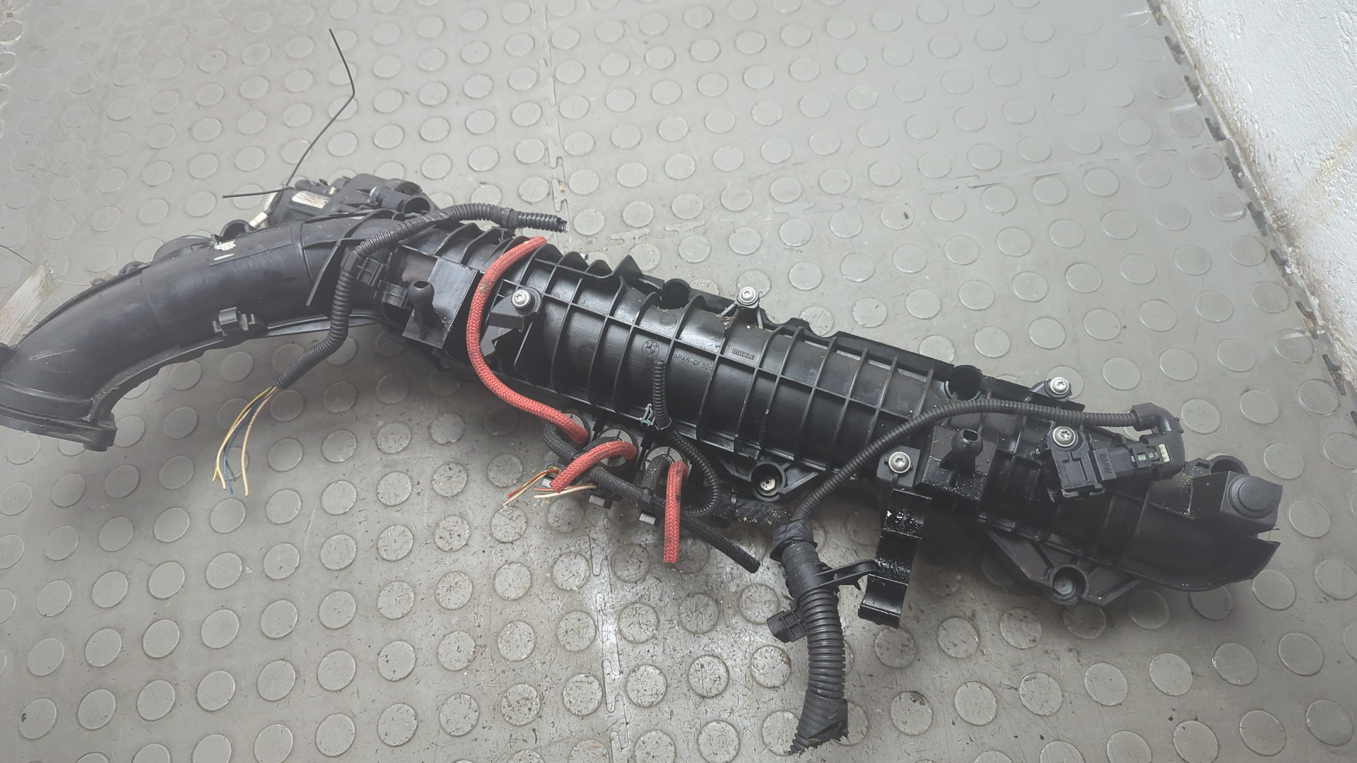 Коллектор впускной