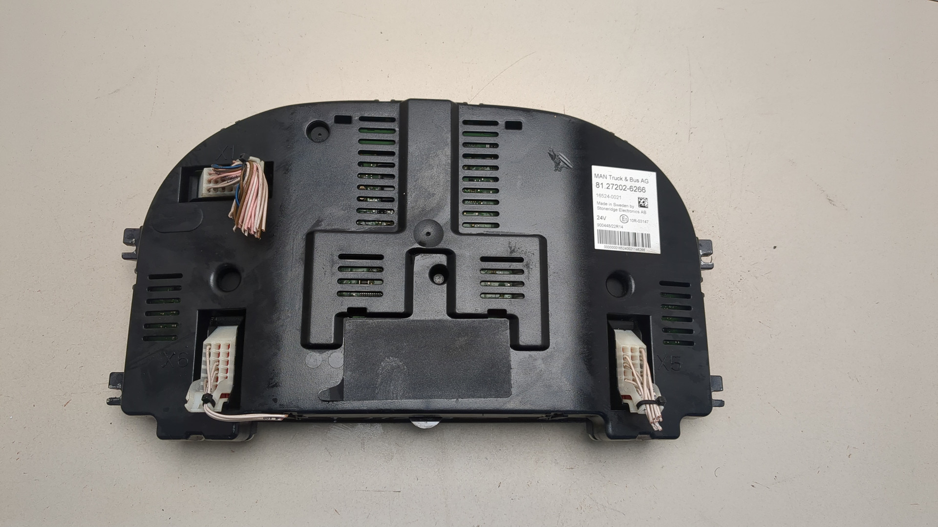 Панель приборов