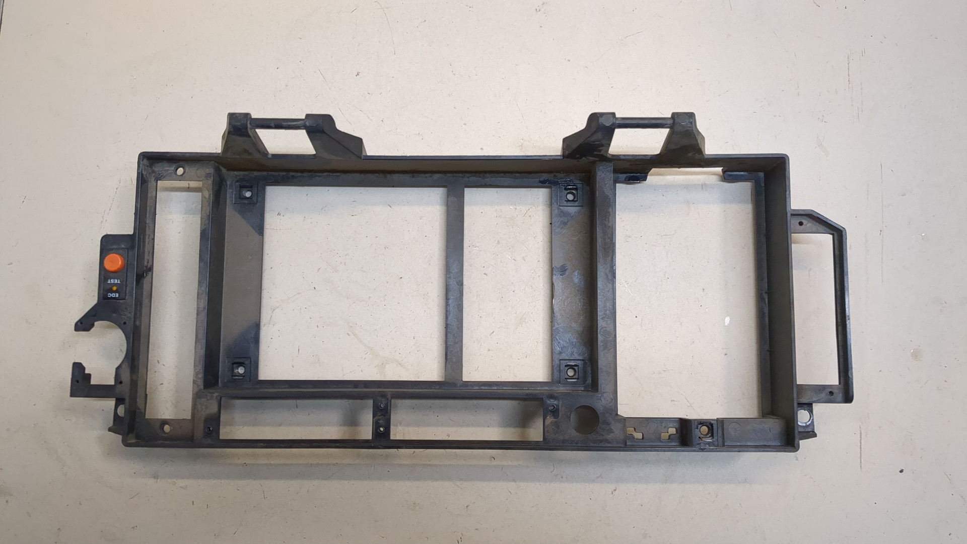 Кронштейн электронного блока управления / контроля