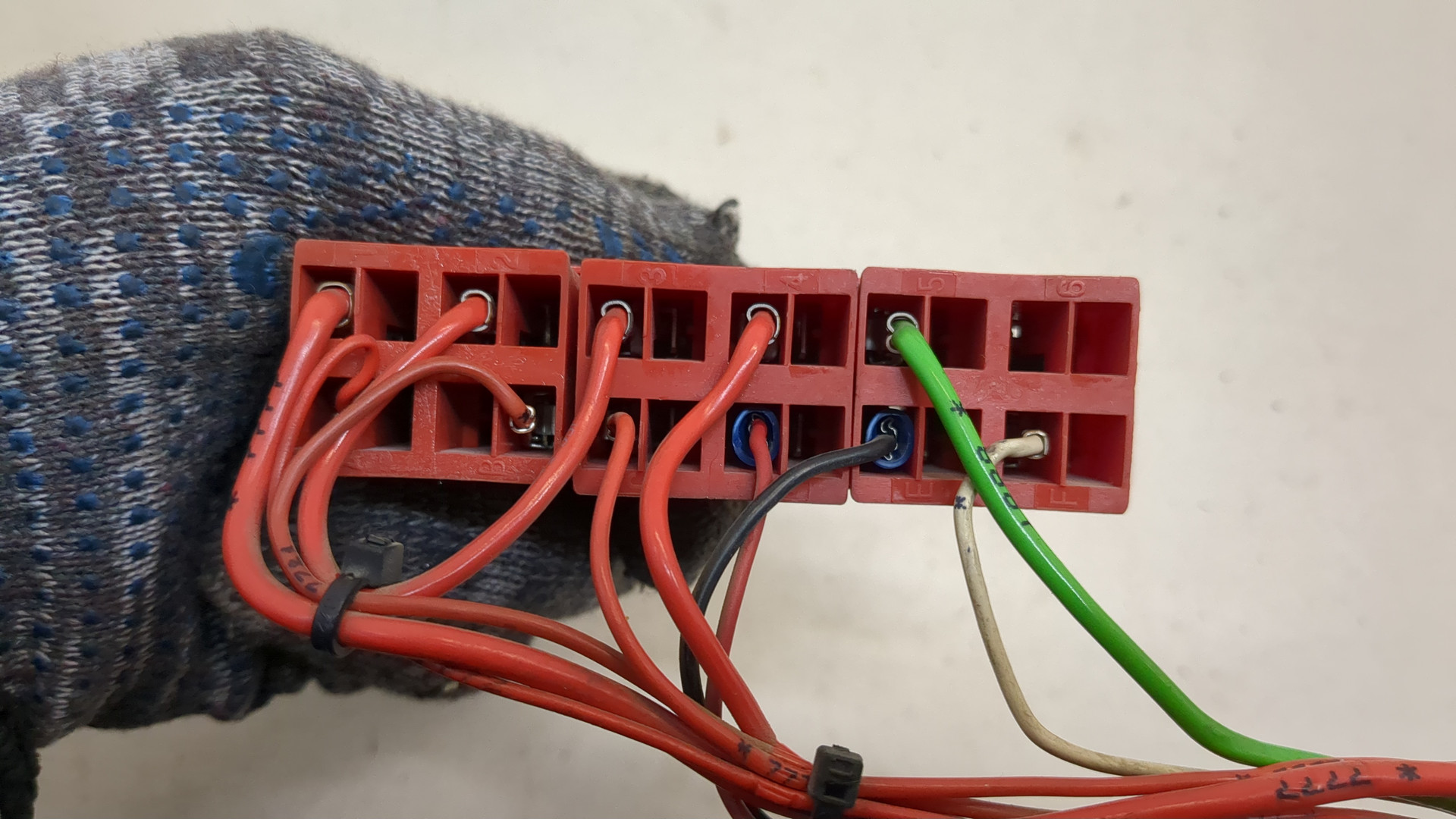 Блок предохранителей