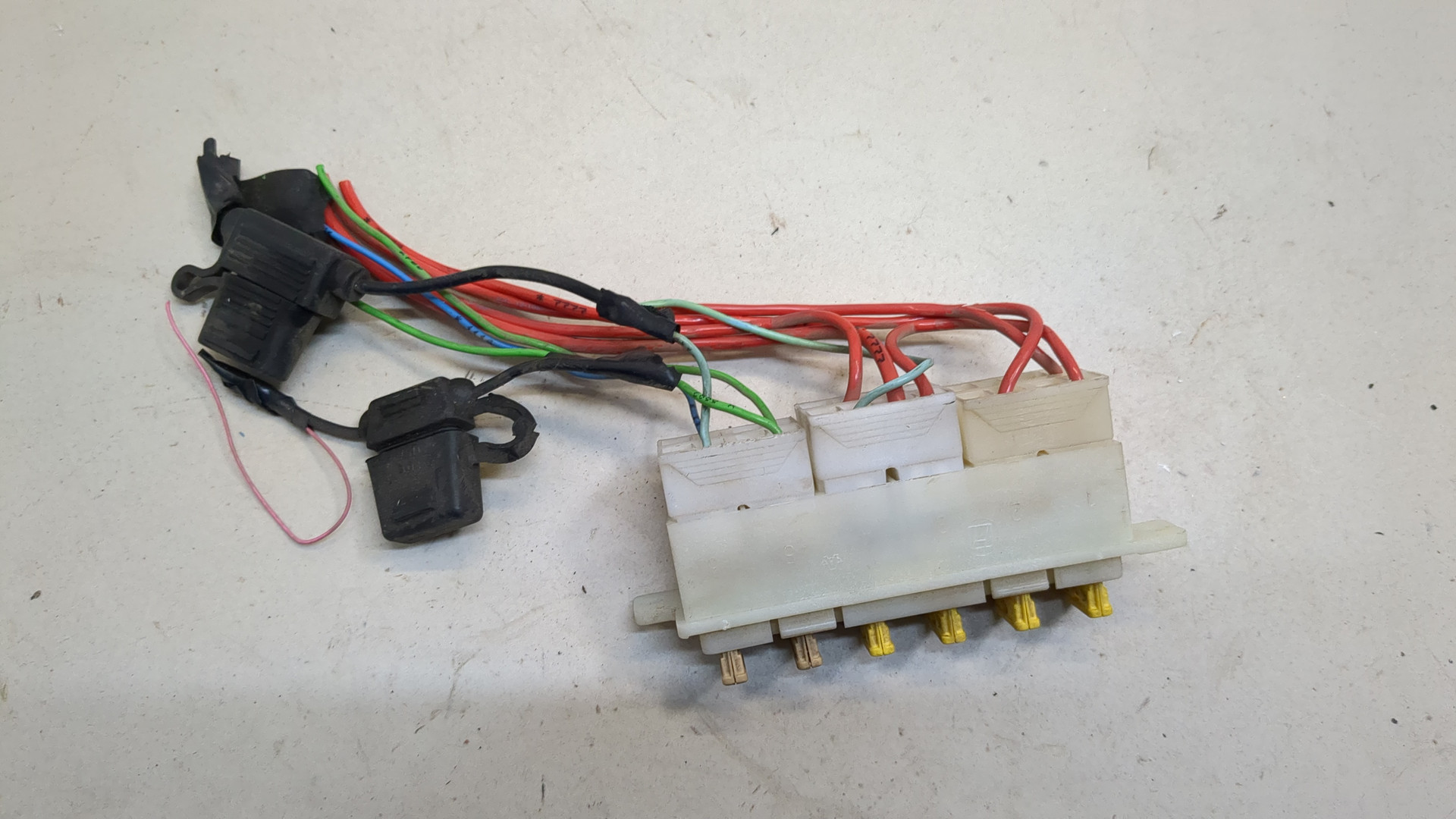 Блок предохранителей