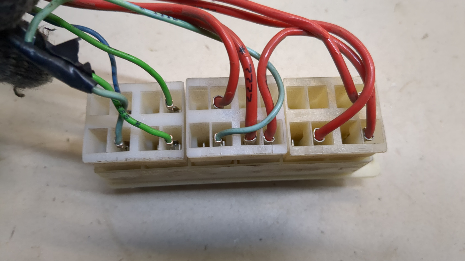 Блок предохранителей