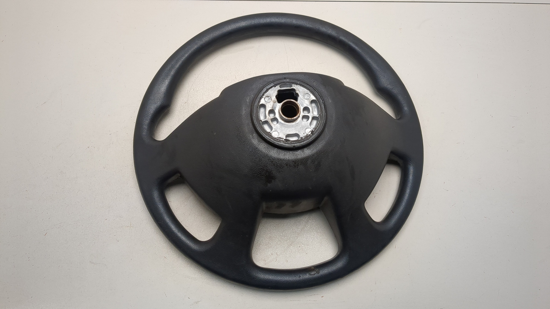 Рулевое колесо (руль)