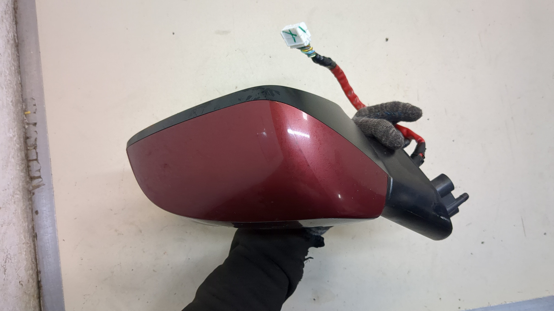 Зеркало правое электрическое