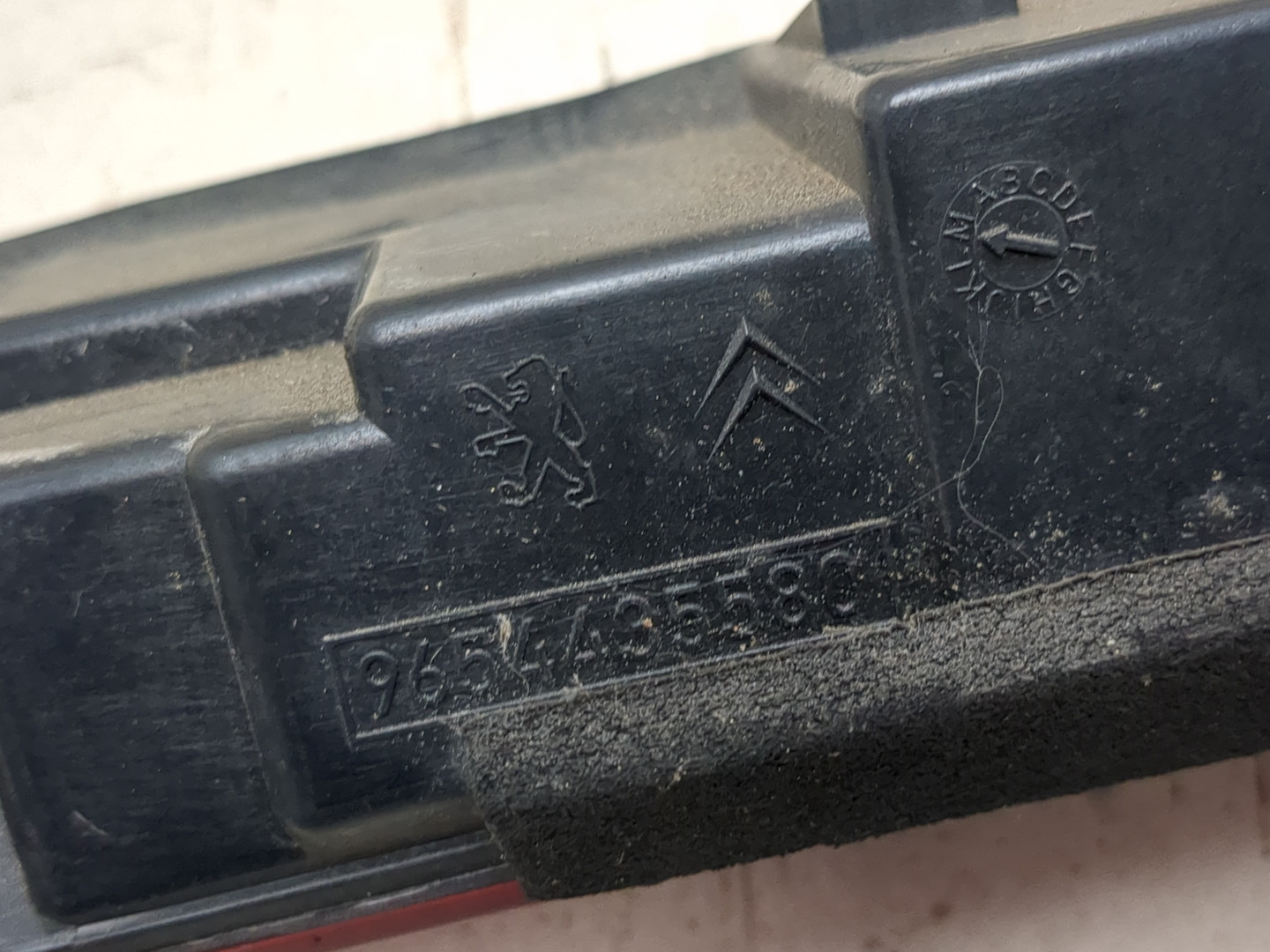 Фонарь задний (стоп сигнал)