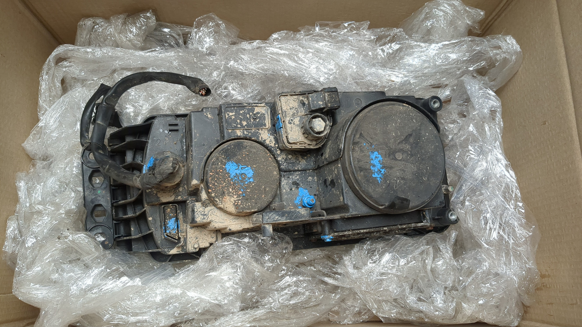 Фара правая