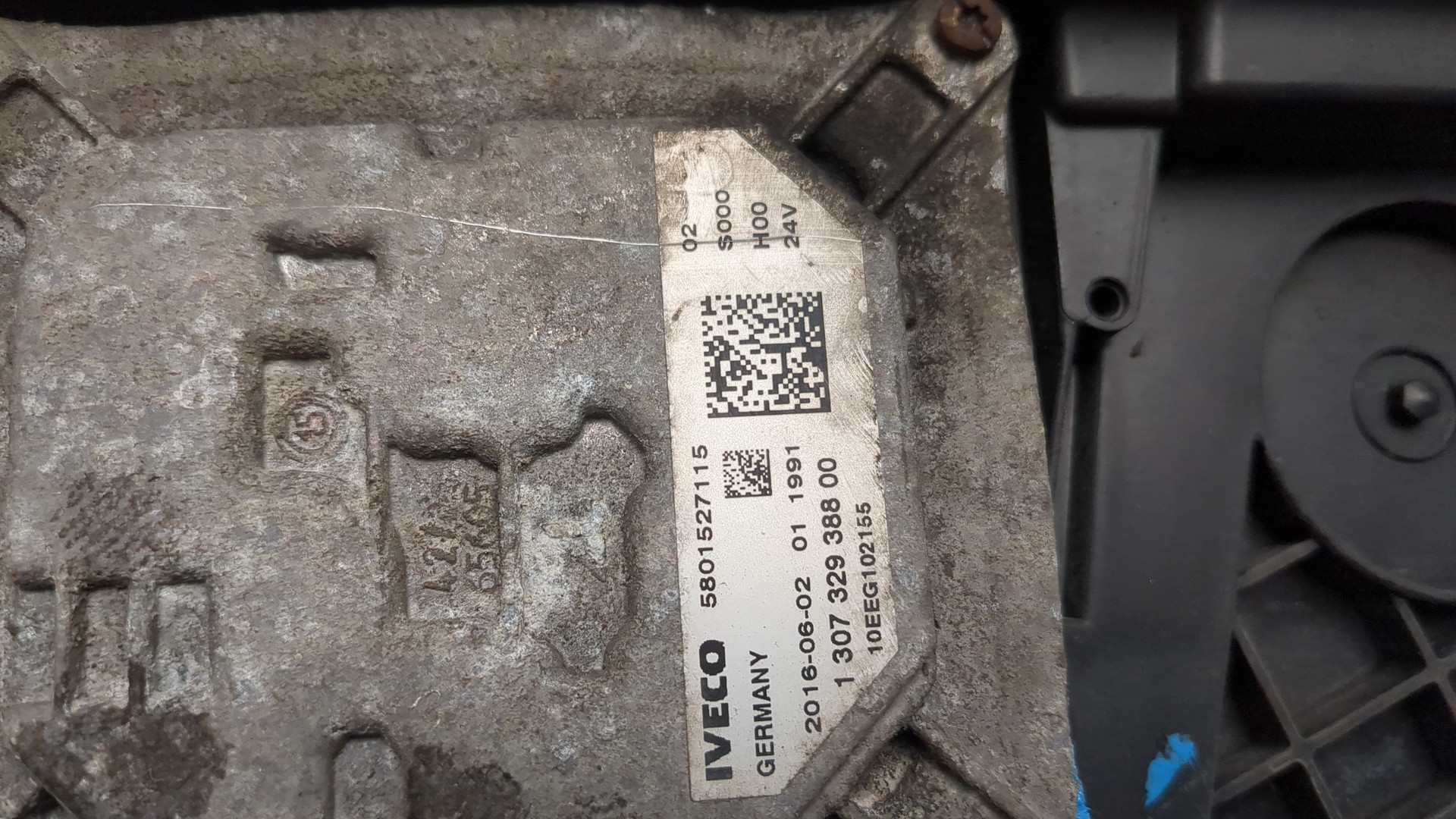 Фара правая