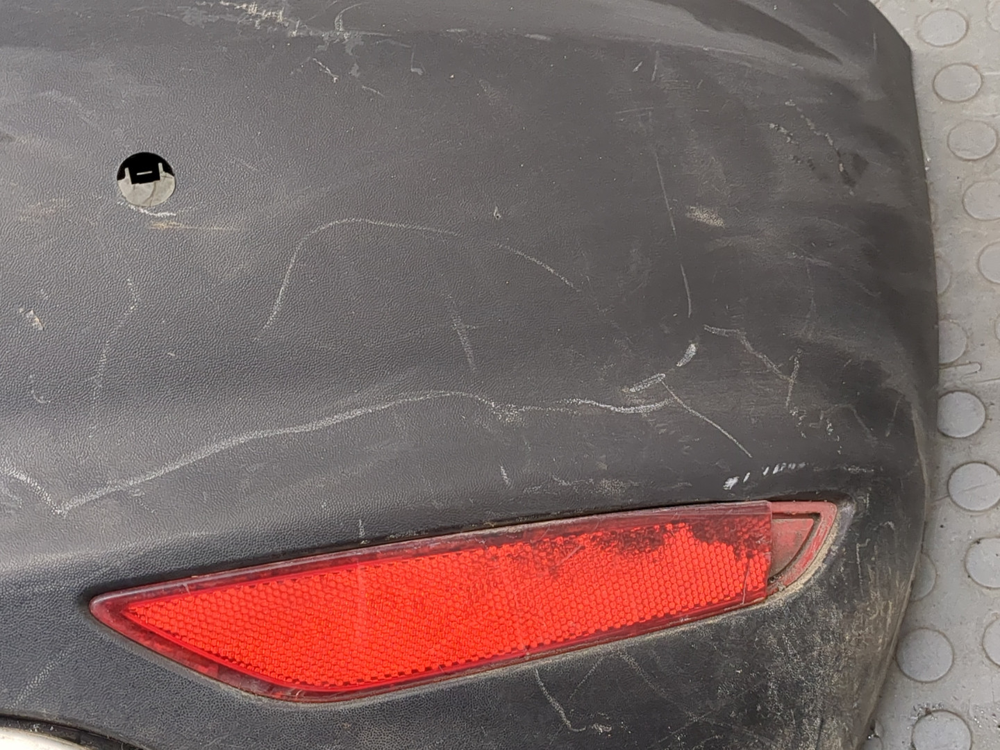 Бампер задний