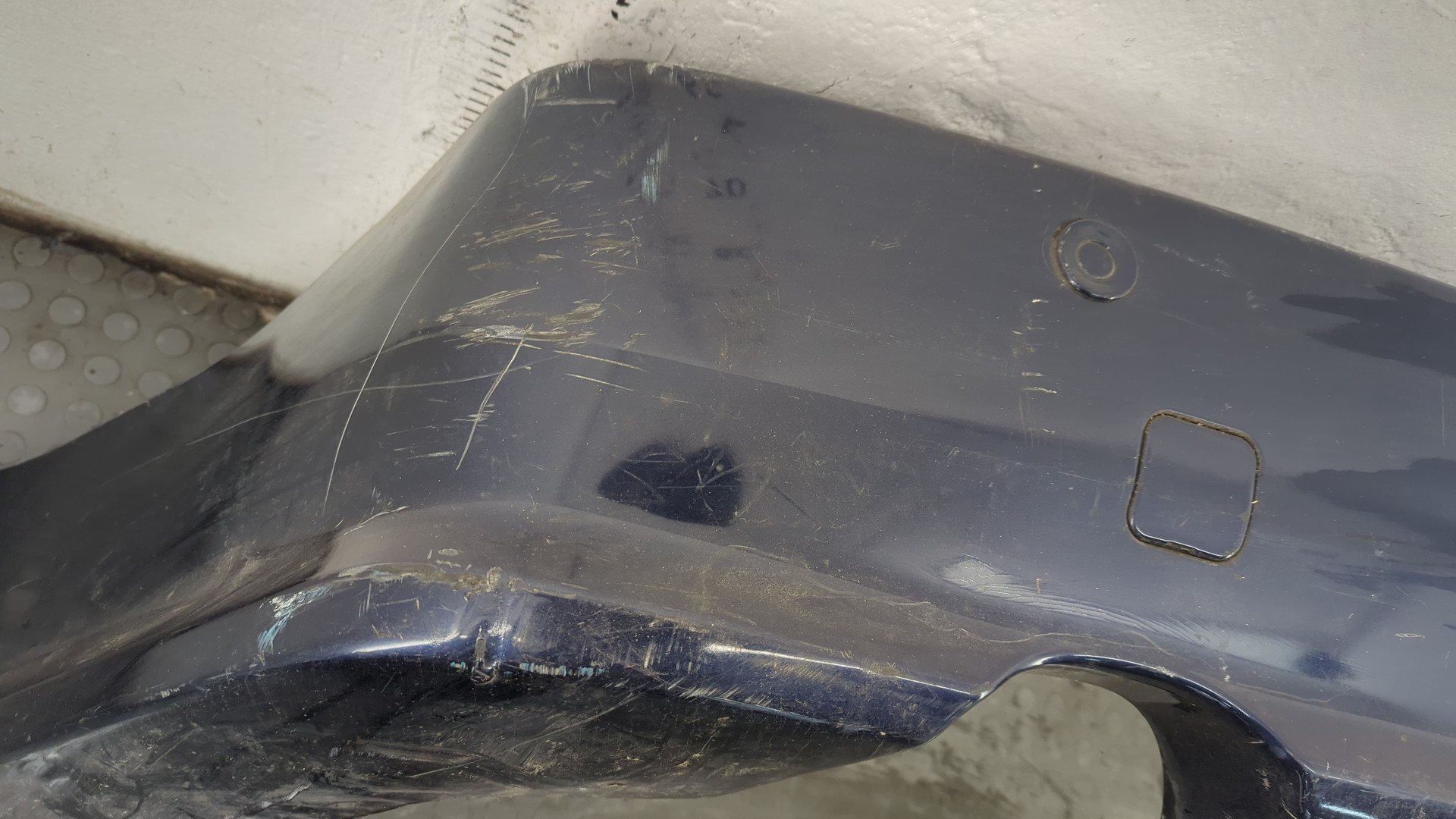 Бампер задний