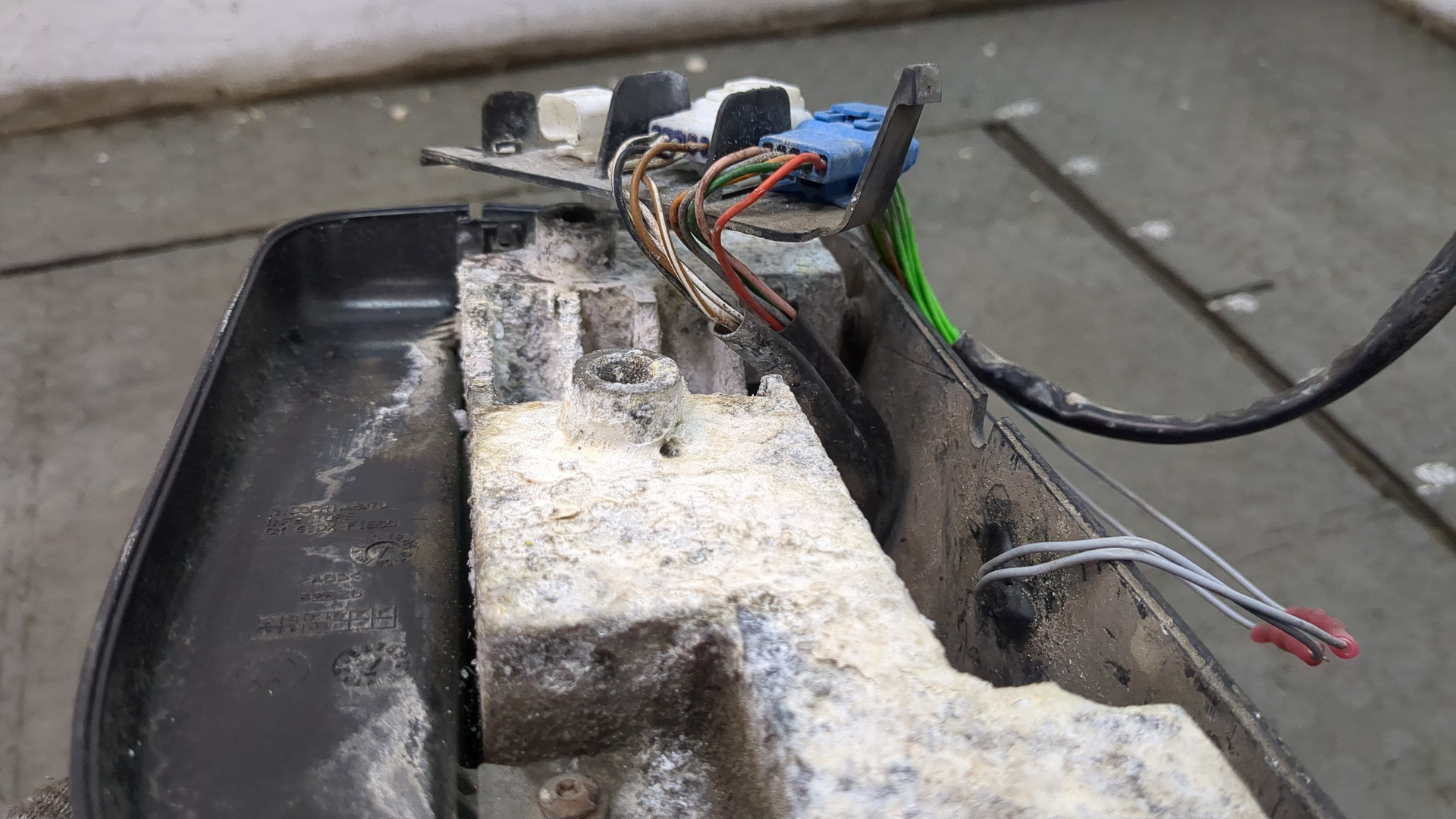 Зеркало правое электрическое