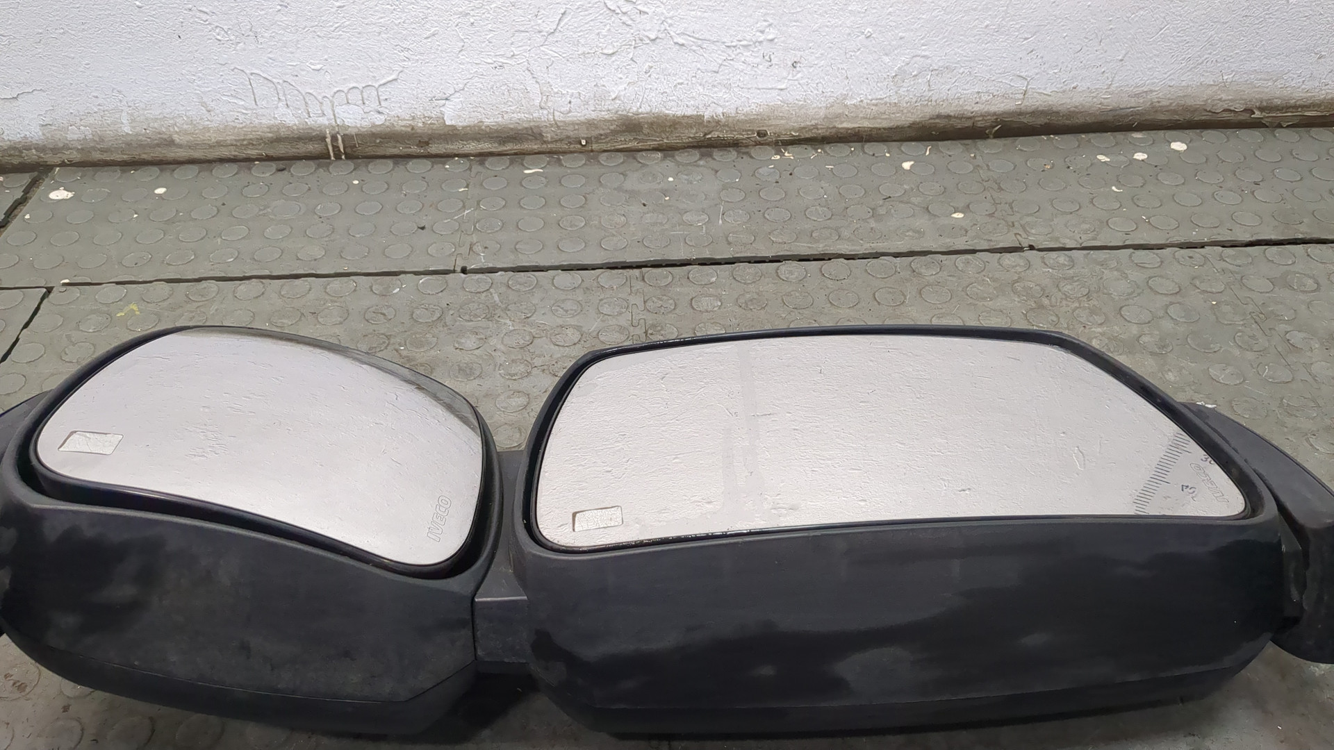 Зеркало правое электрическое