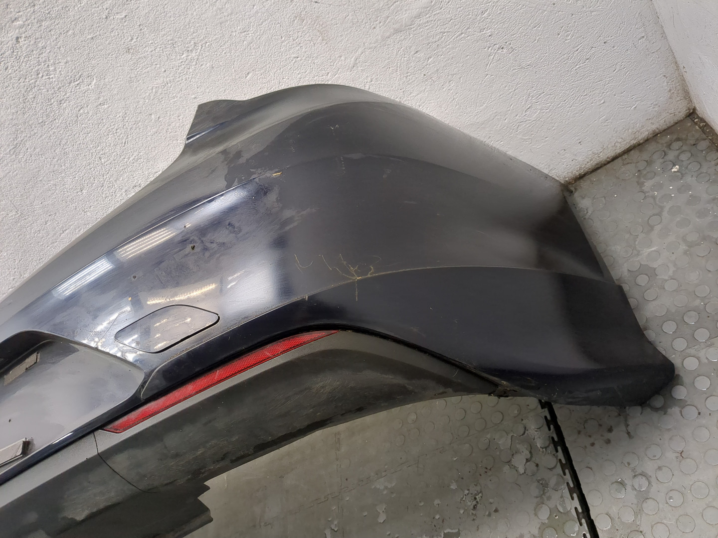 Бампер задний