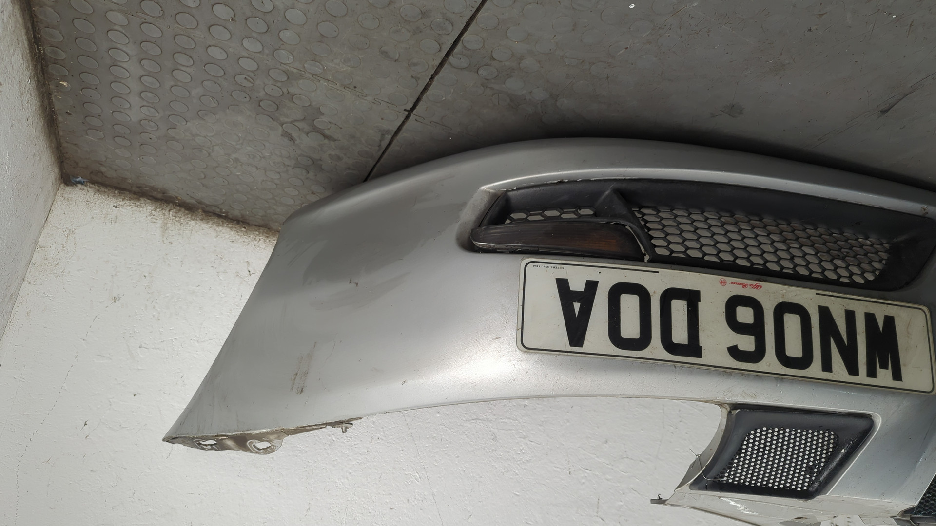 Бампер передний