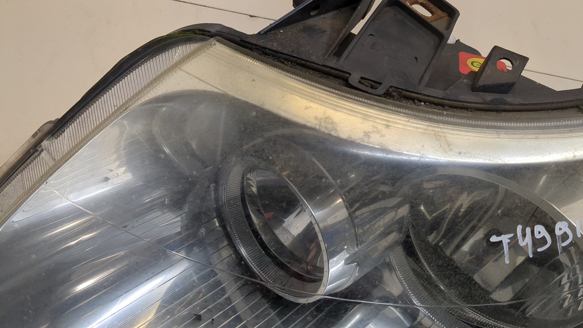 Фара левая