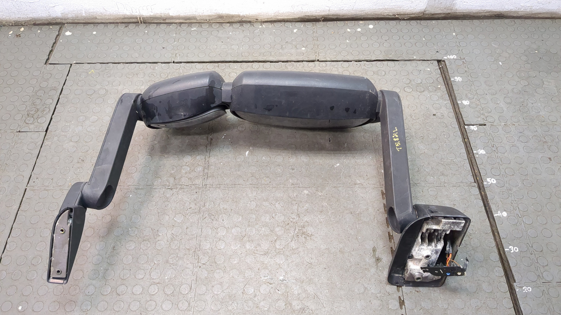 Зеркало левое электрическое