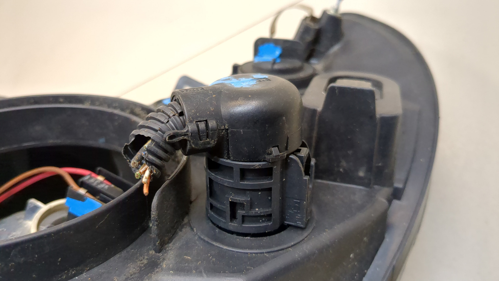 Фара правая