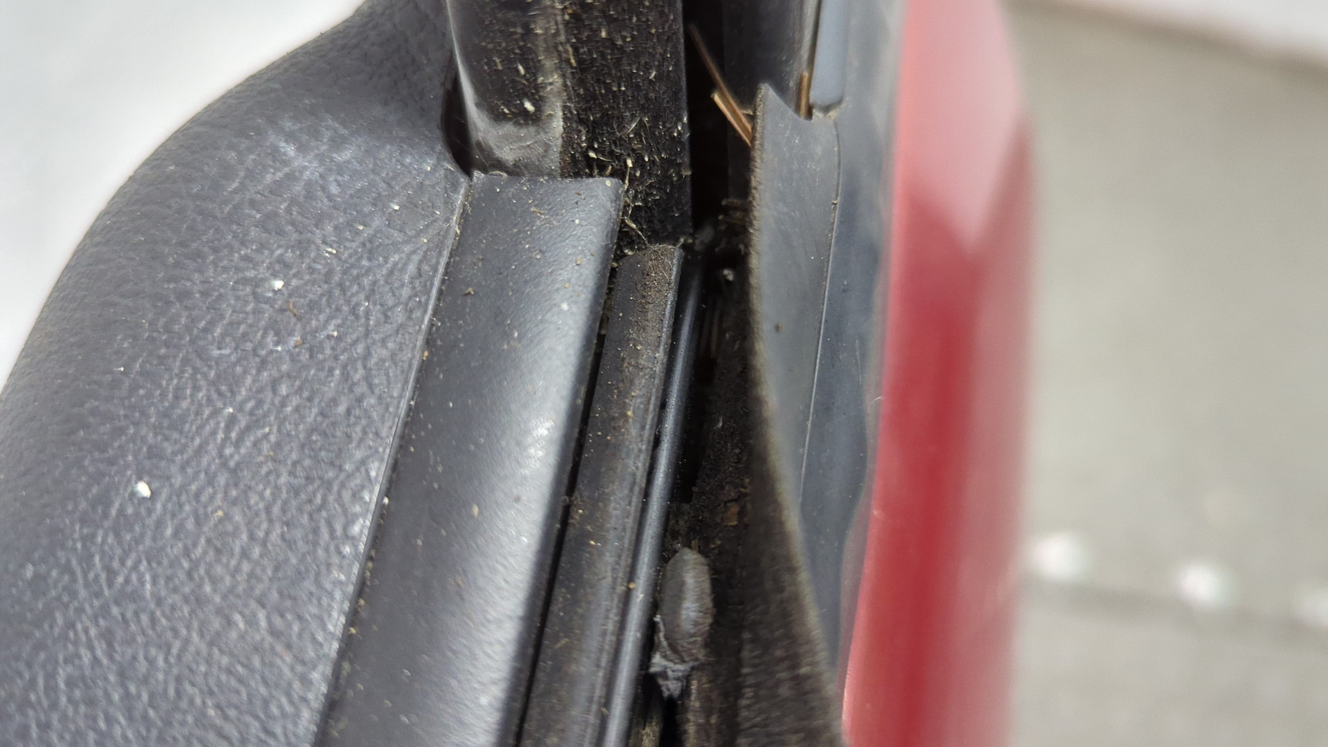 Дверь передняя левая