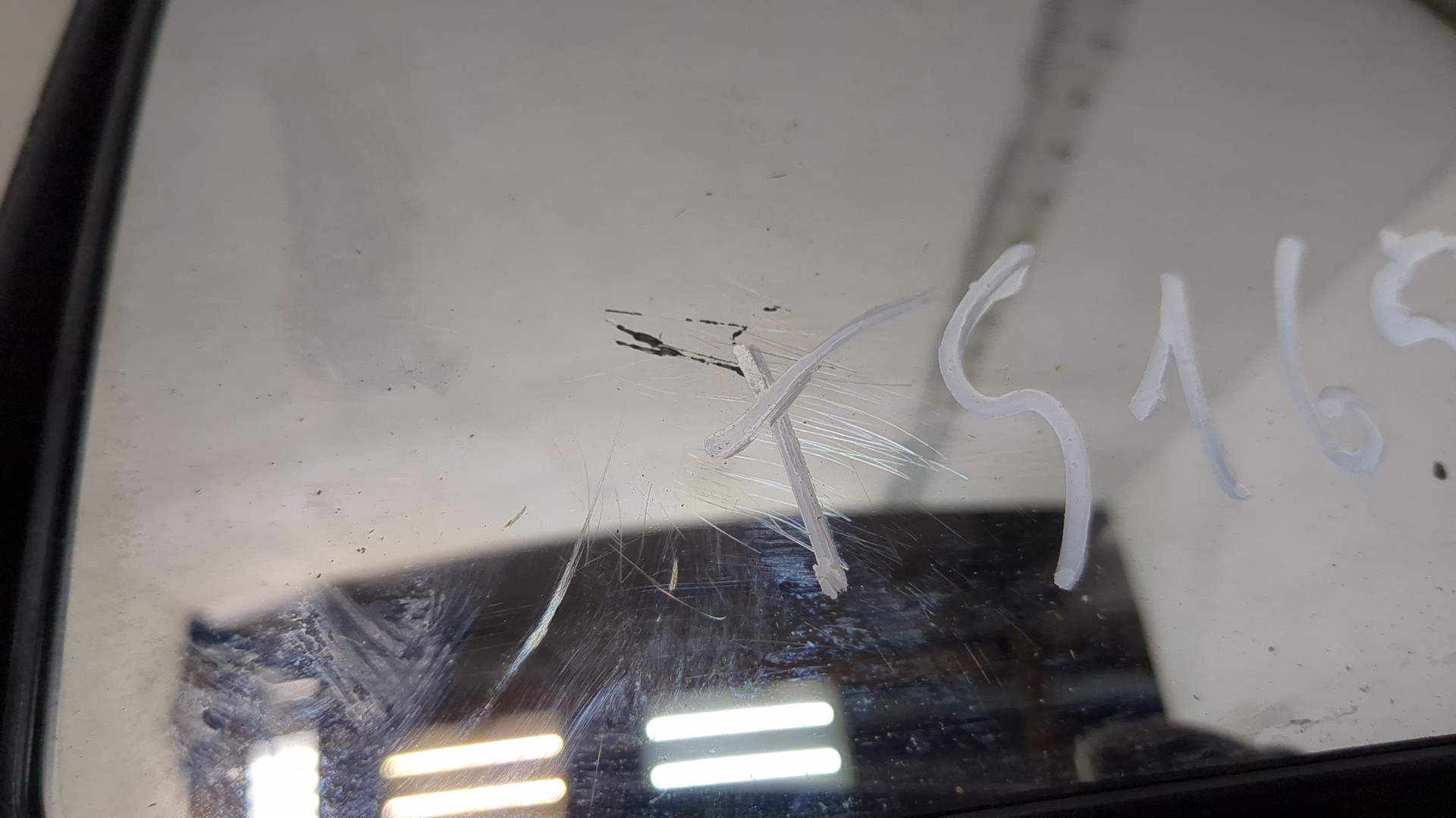 Зеркало правое электрическое