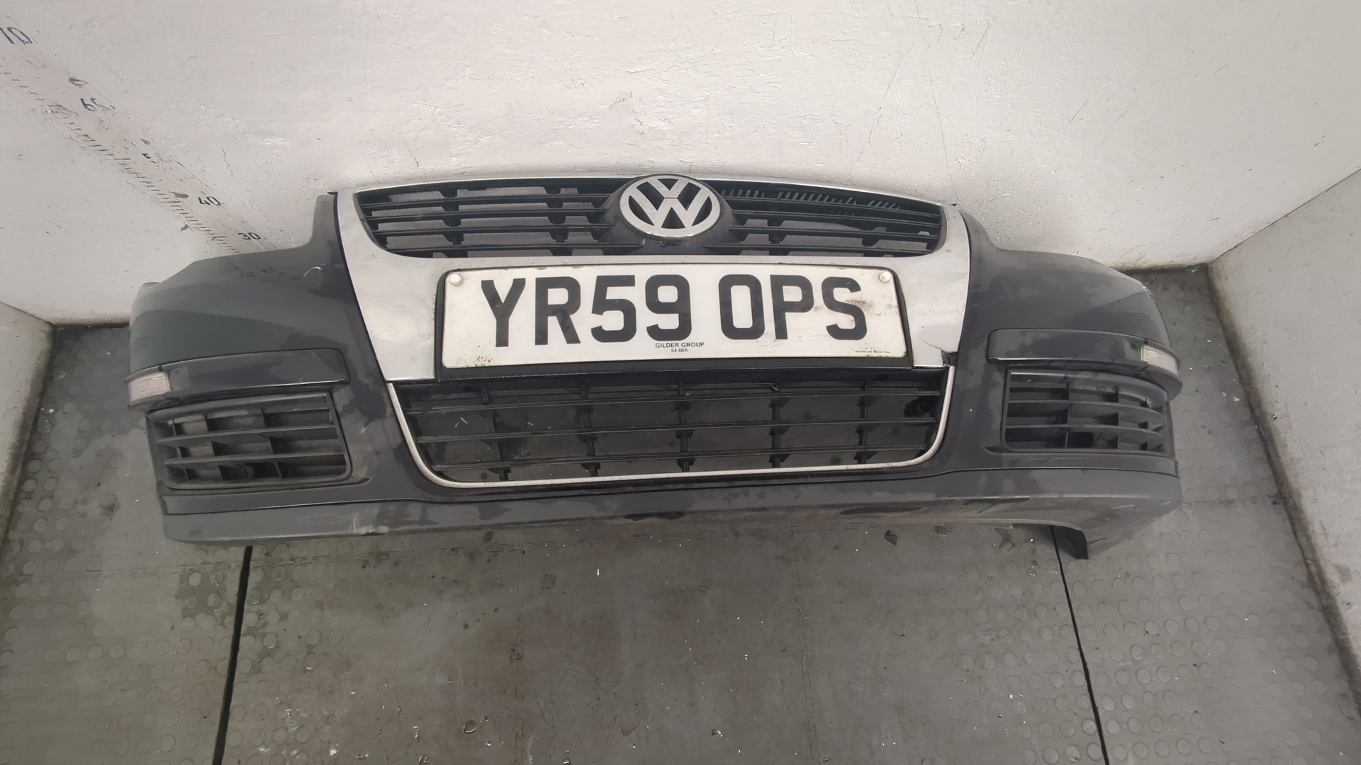 Бампер передний