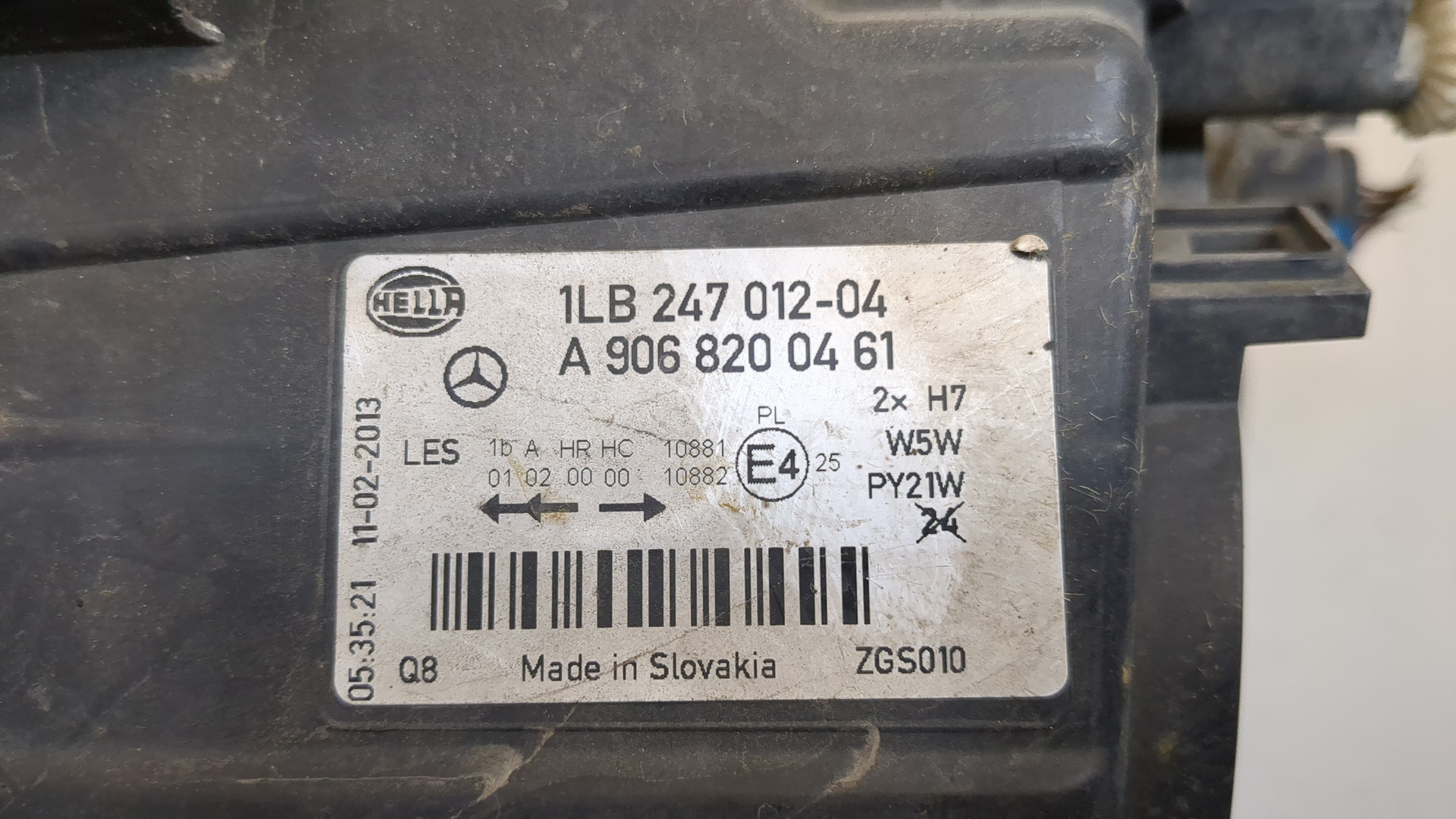 Фара правая