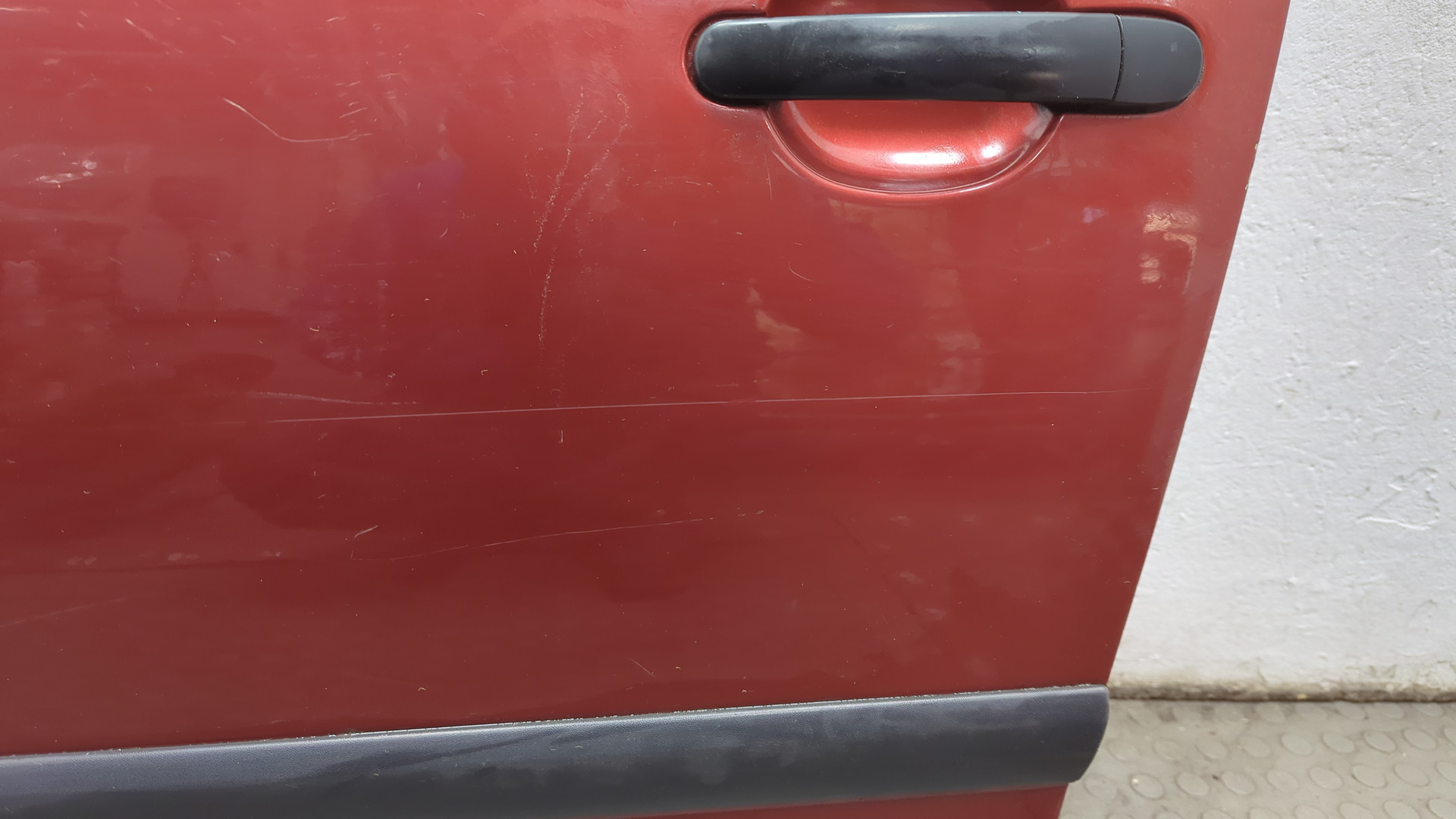 Дверь передняя левая