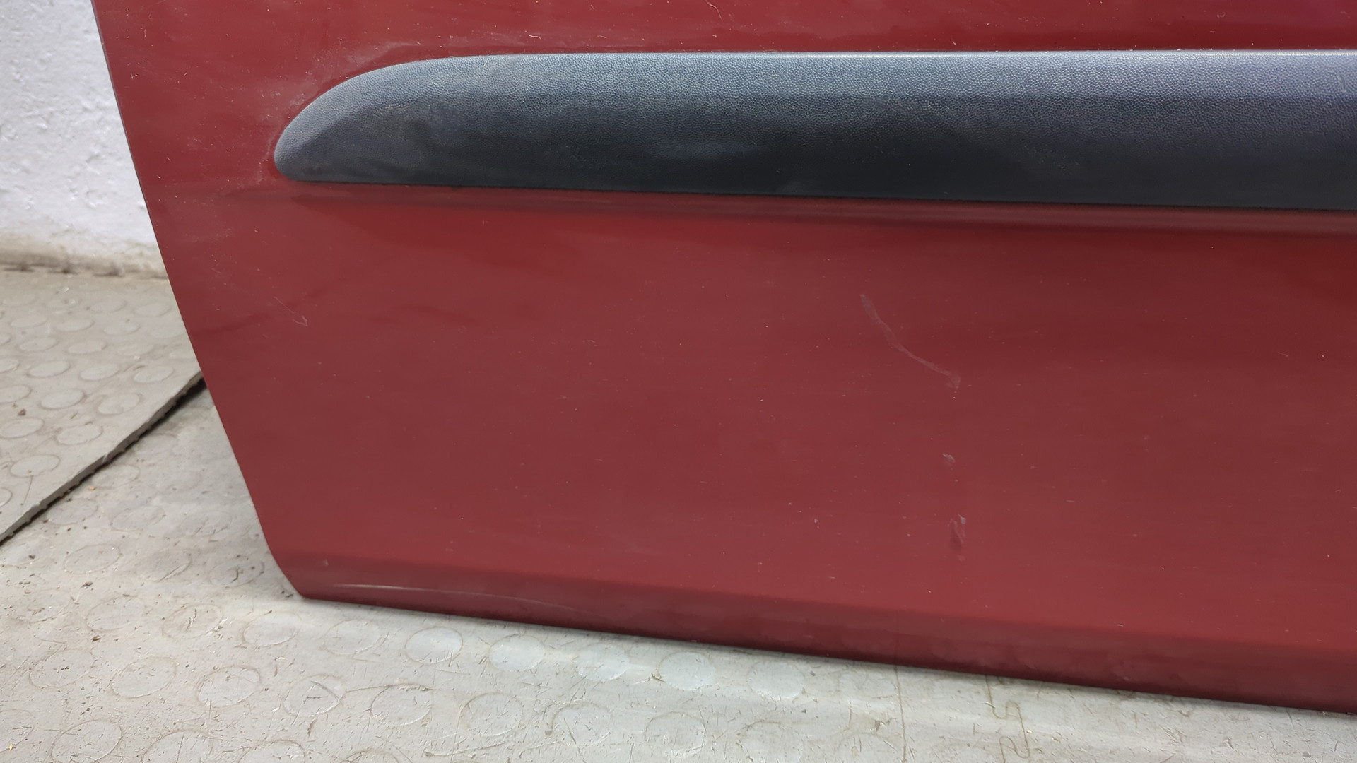 Дверь передняя левая