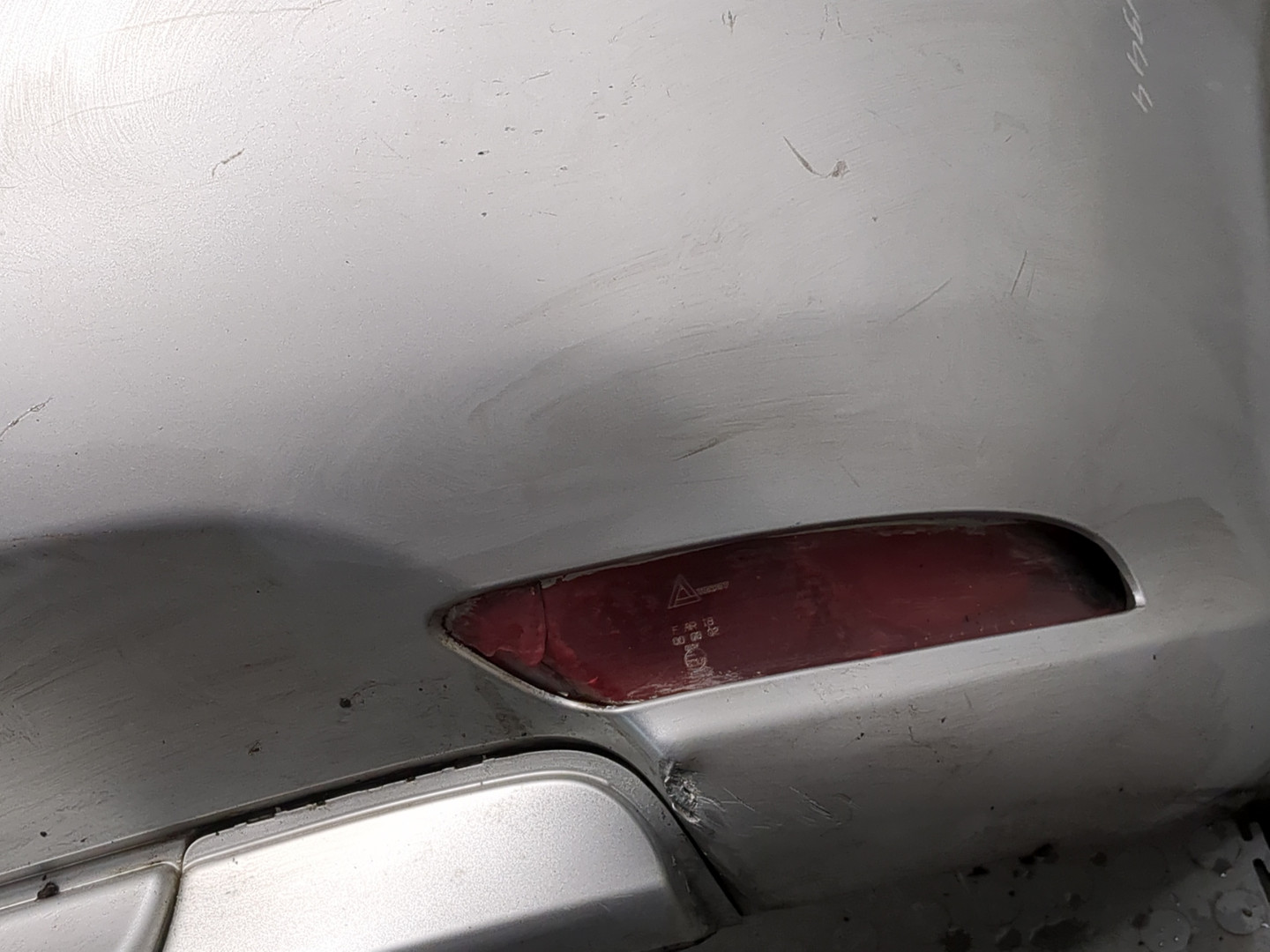 Бампер задний