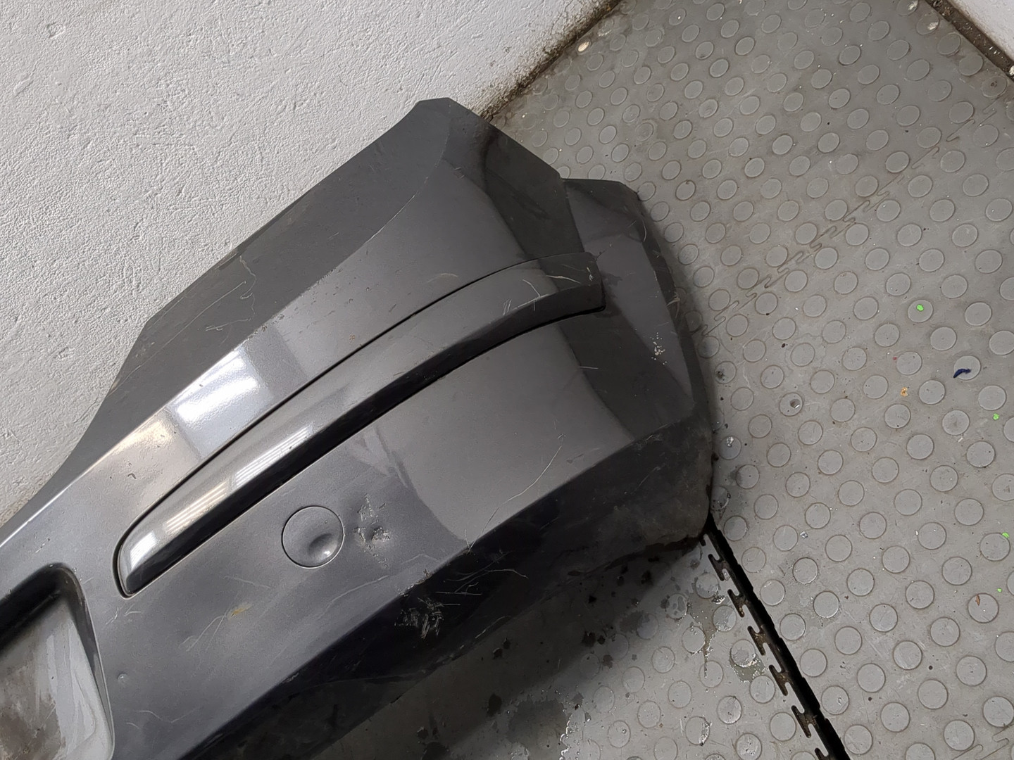 Бампер задний