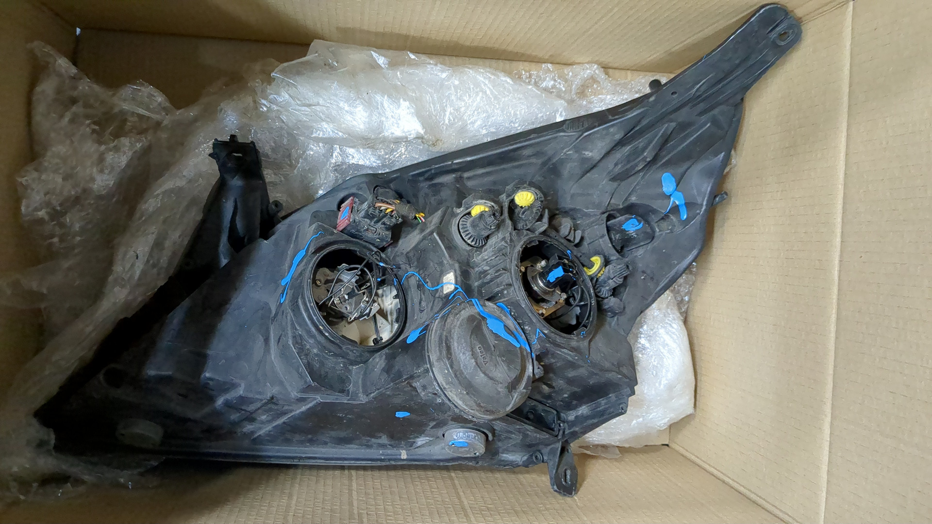 Фара правая