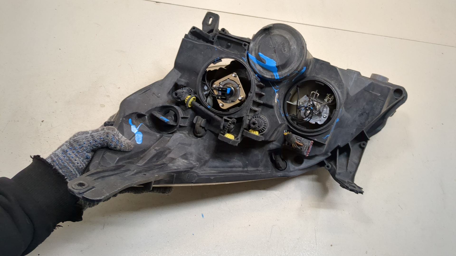 Фара правая