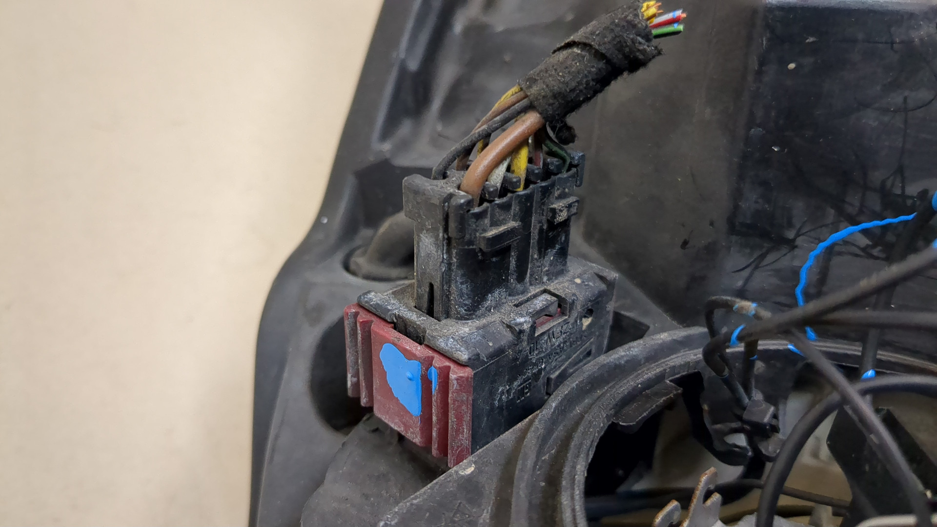 Фара правая