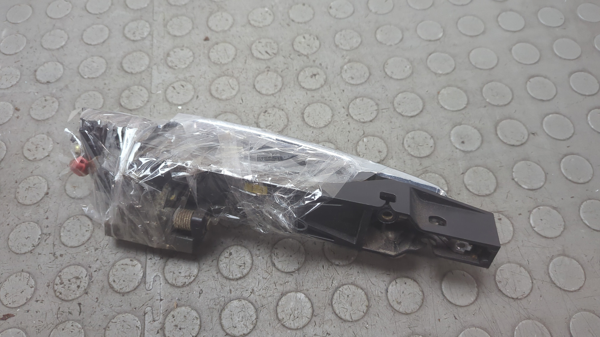 Ручка двери наружная