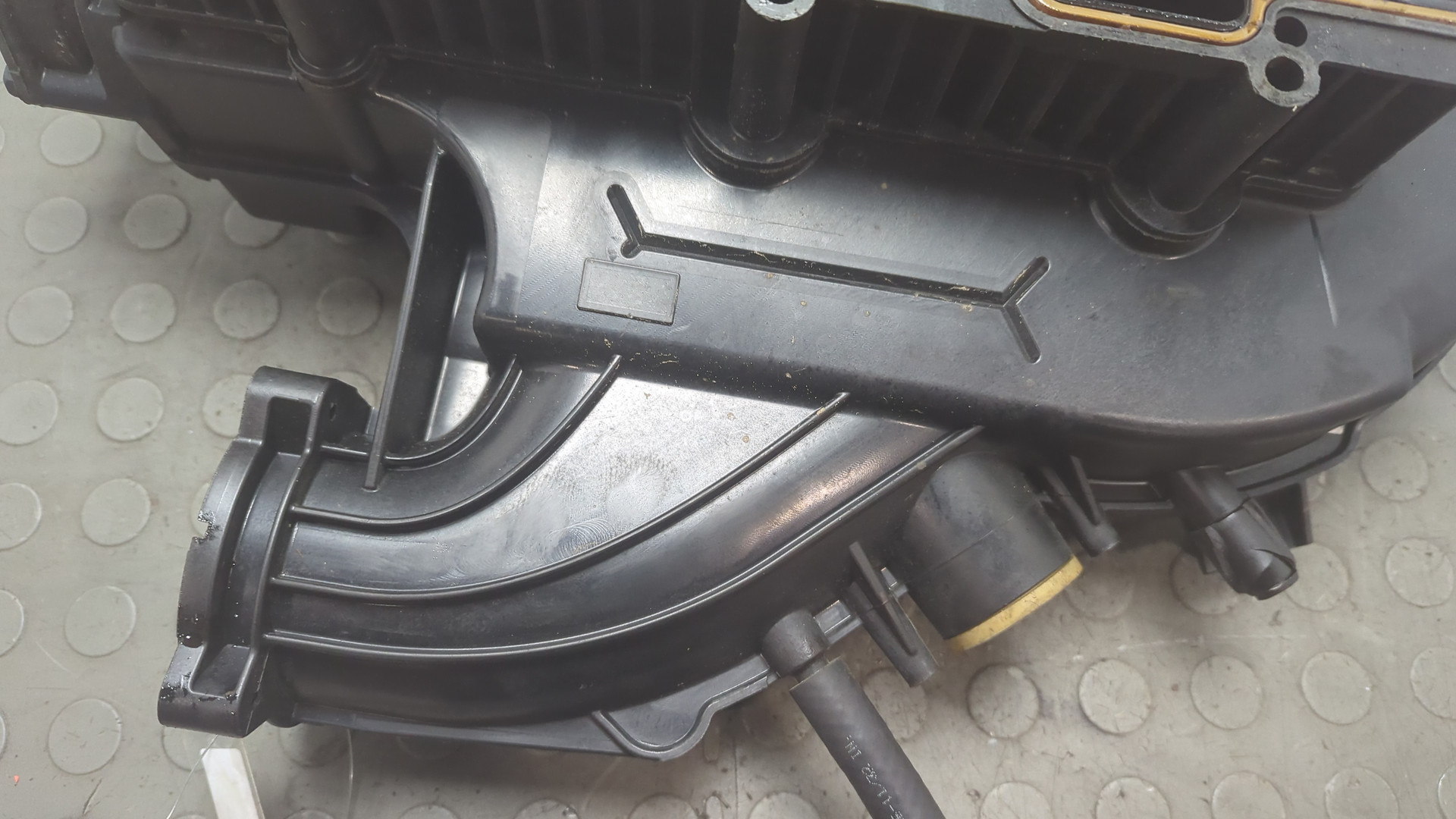 Коллектор впускной