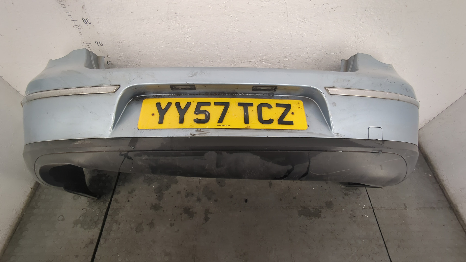 Бампер задний