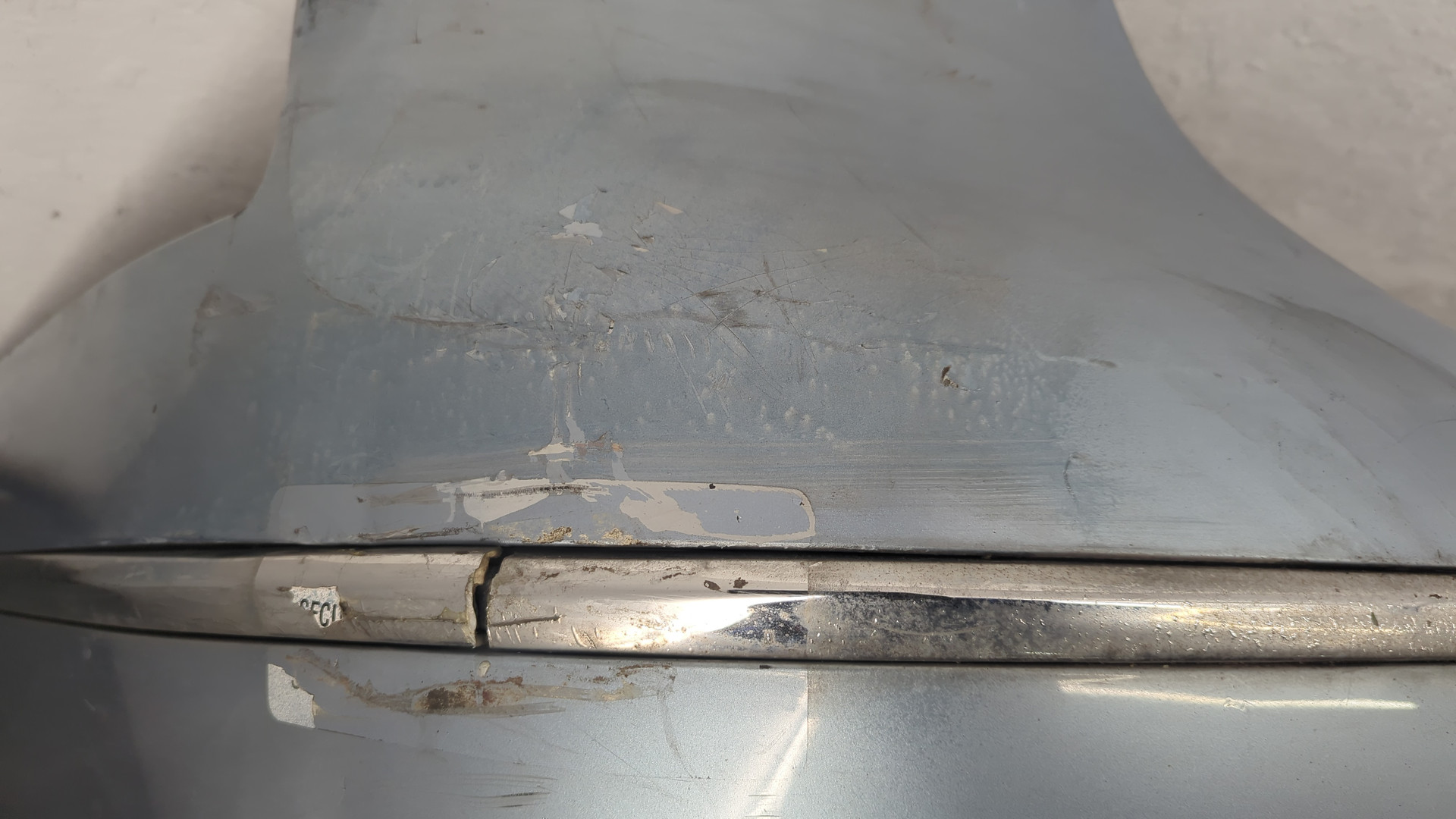 Бампер задний