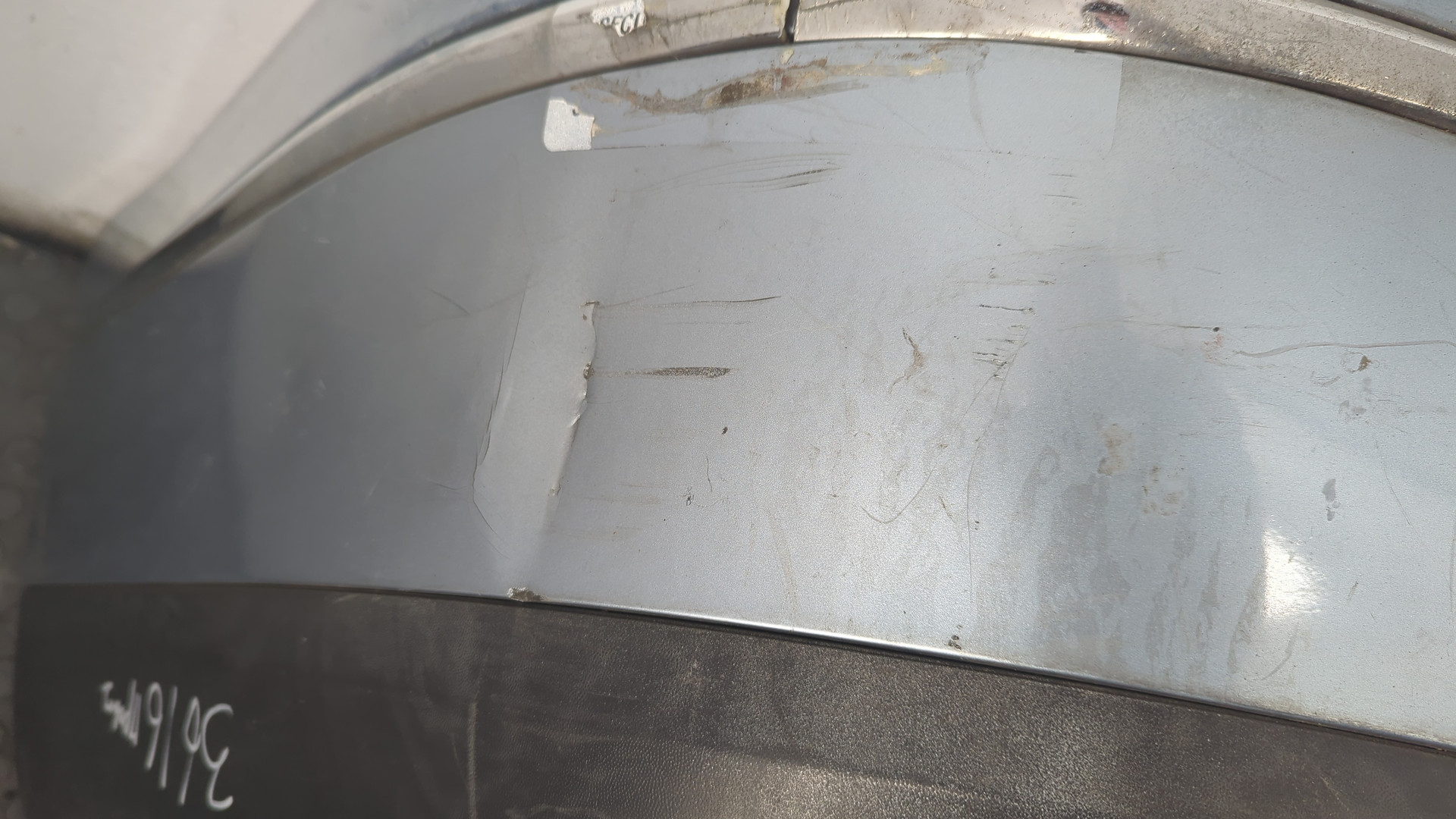 Бампер задний