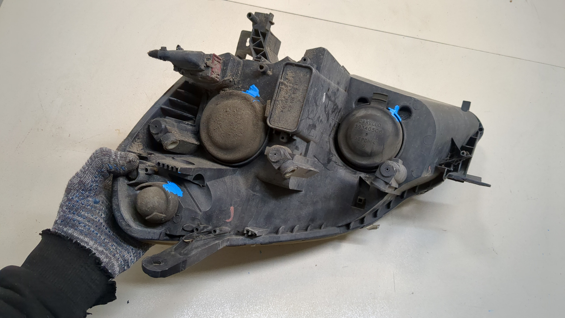 Фара правая