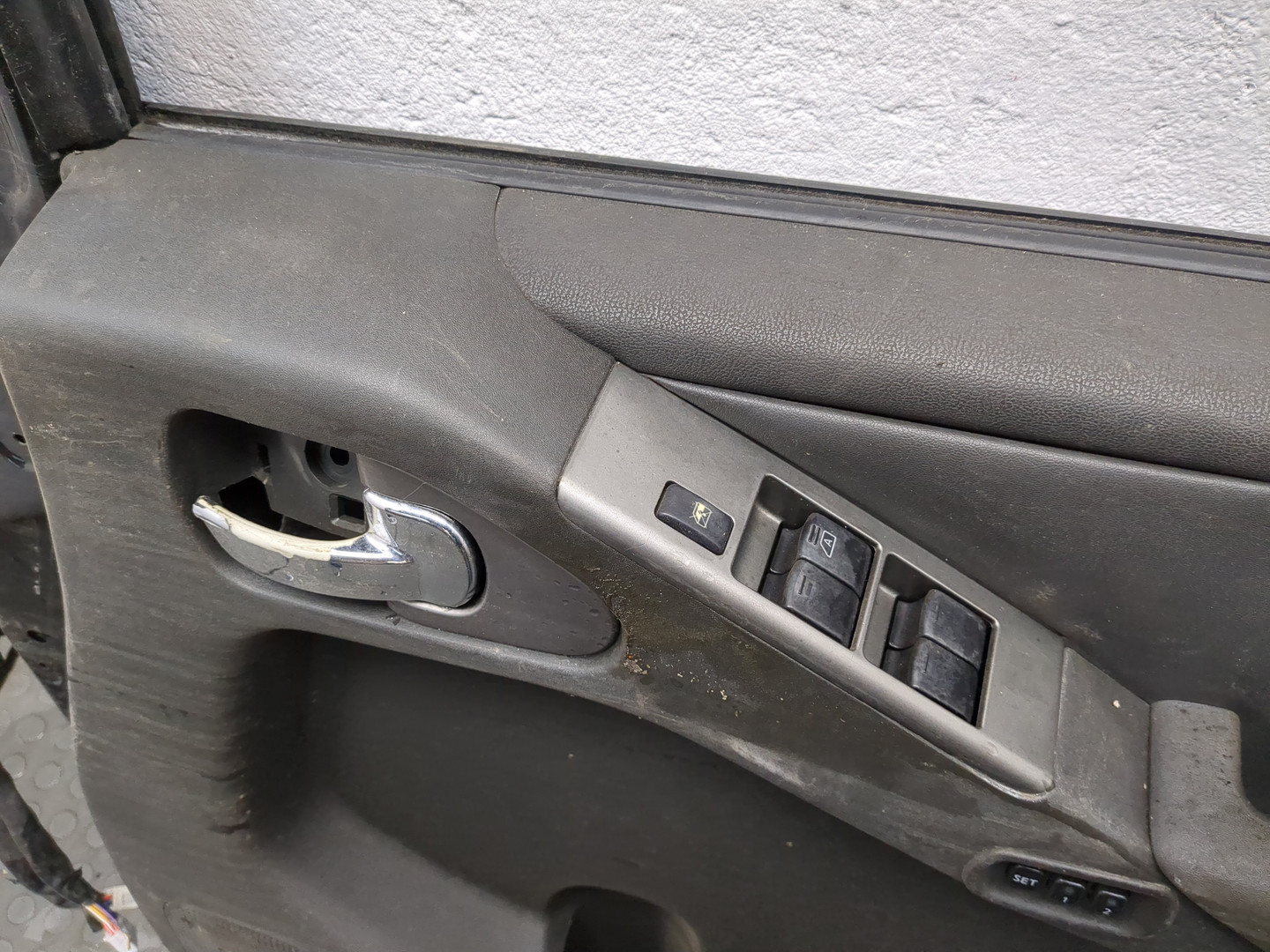 Дверь передняя правая