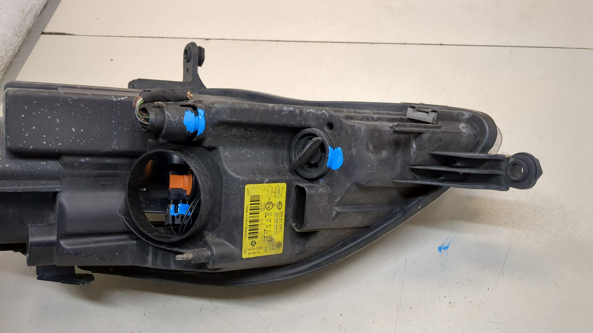 Фара правая