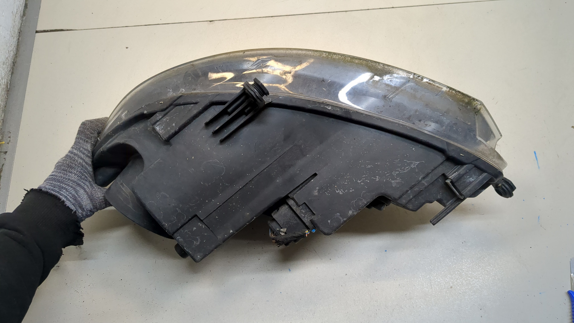 Фара правая